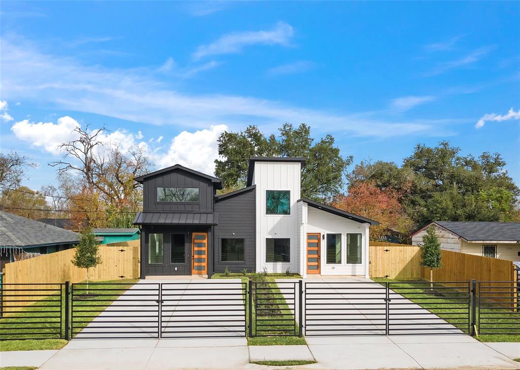 7315 Eisenhower Road Unit: A/B