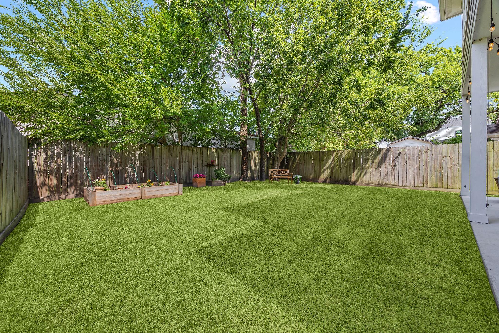 803 E 32nd 1/2 Street