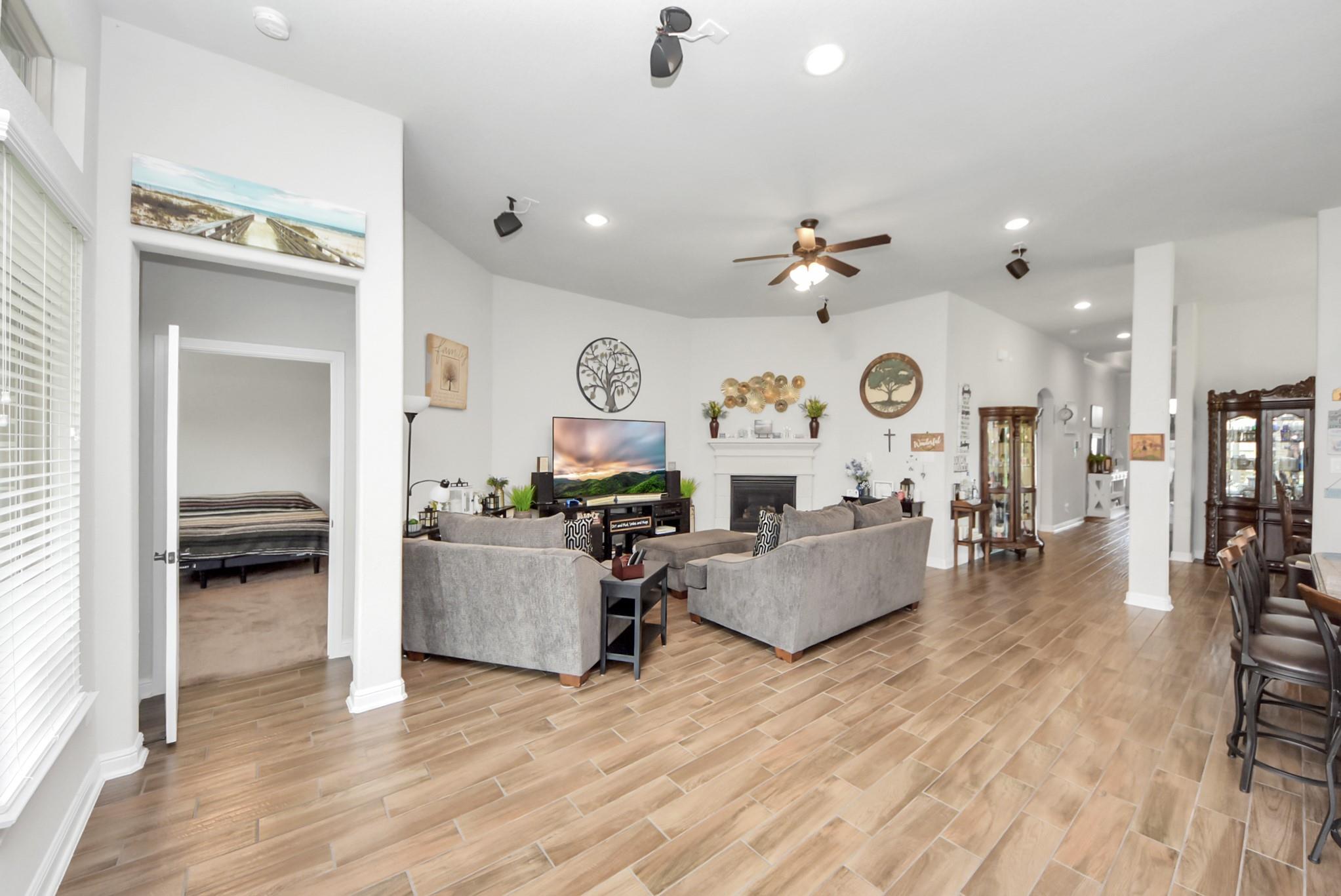 24503 Eucalyptus Way