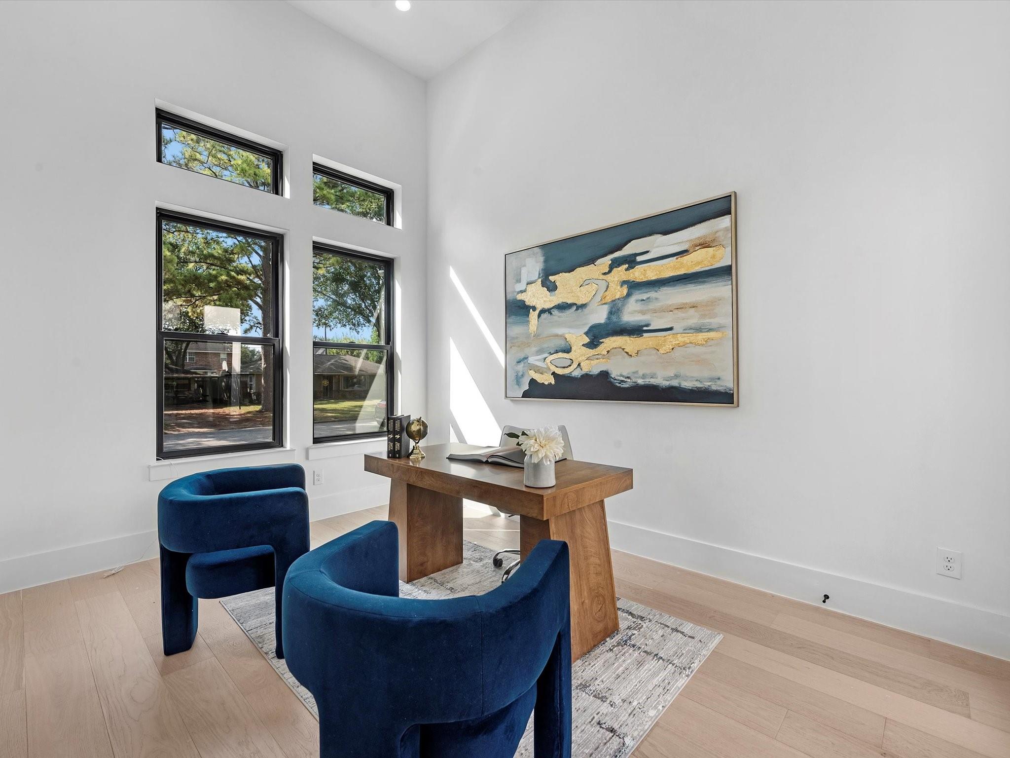 811 Woodstock Street