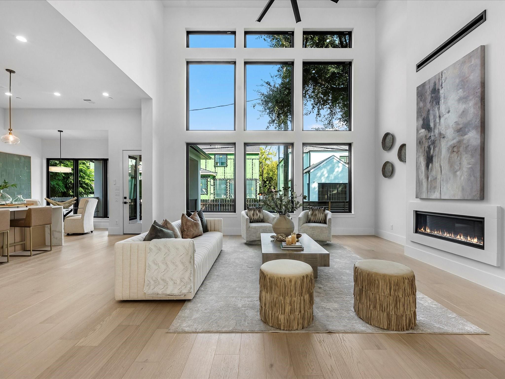 811 Woodstock Street