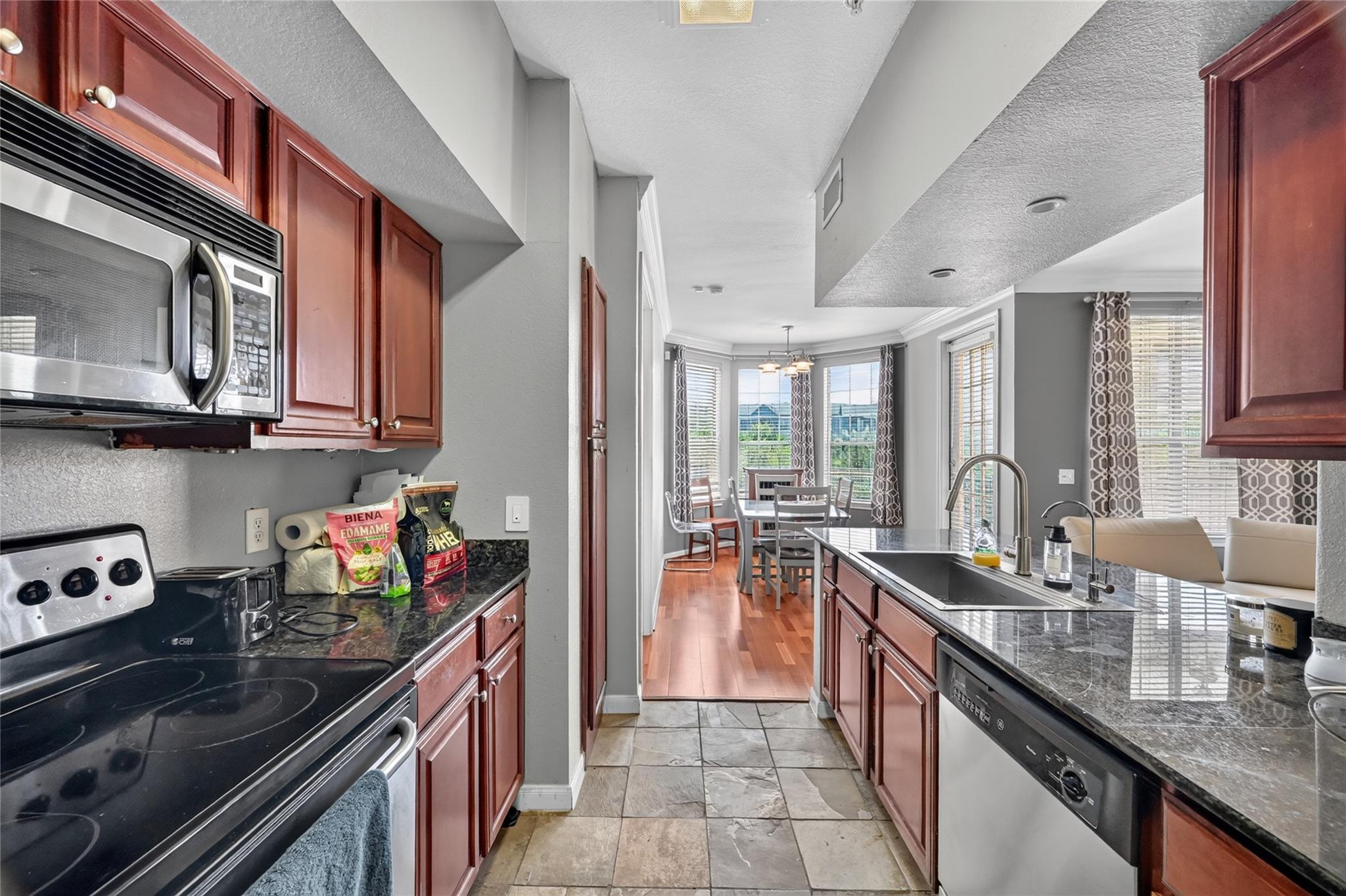 7575 Kirby Drive # 2201