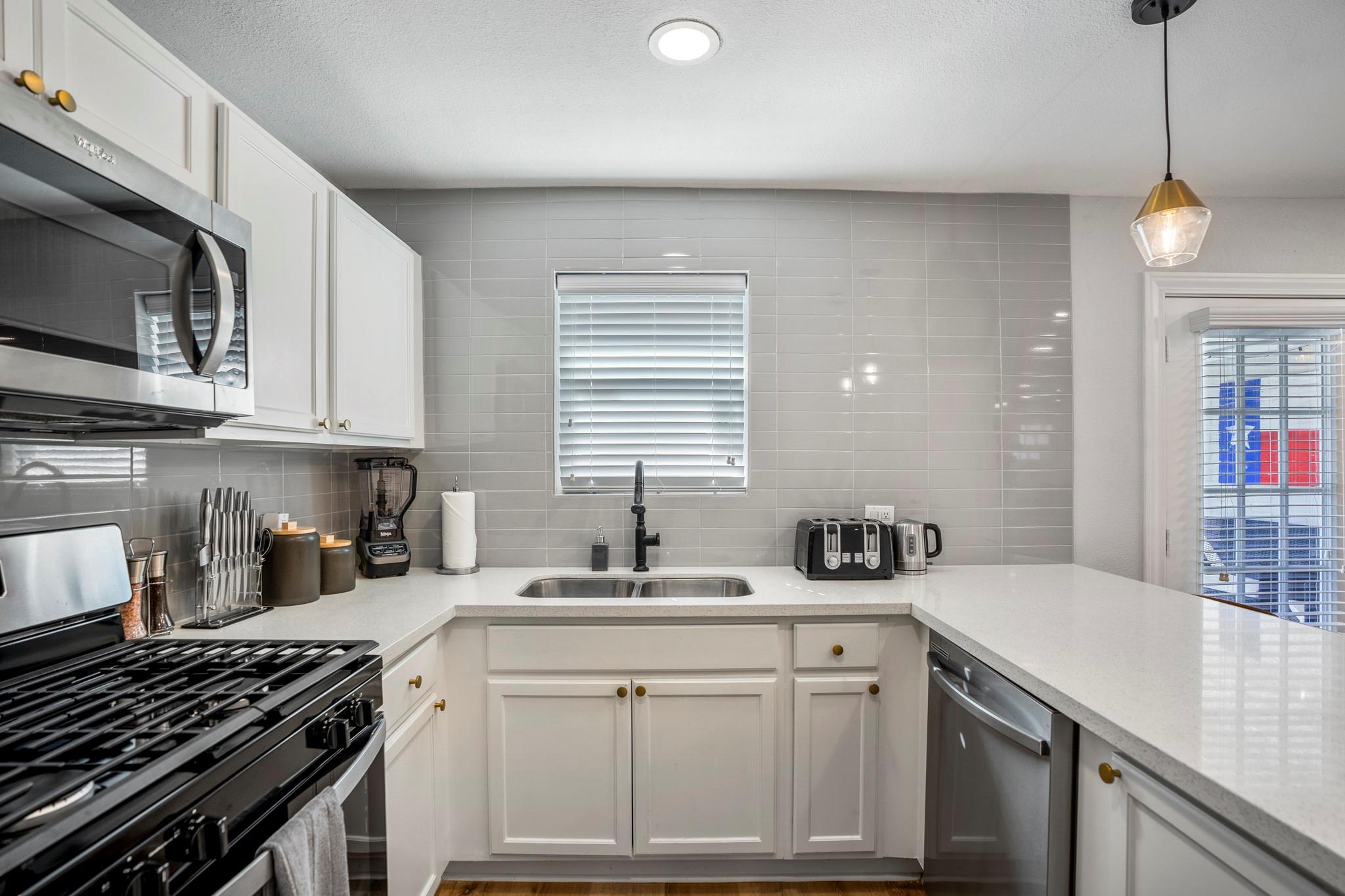 3814 Seabrook Street