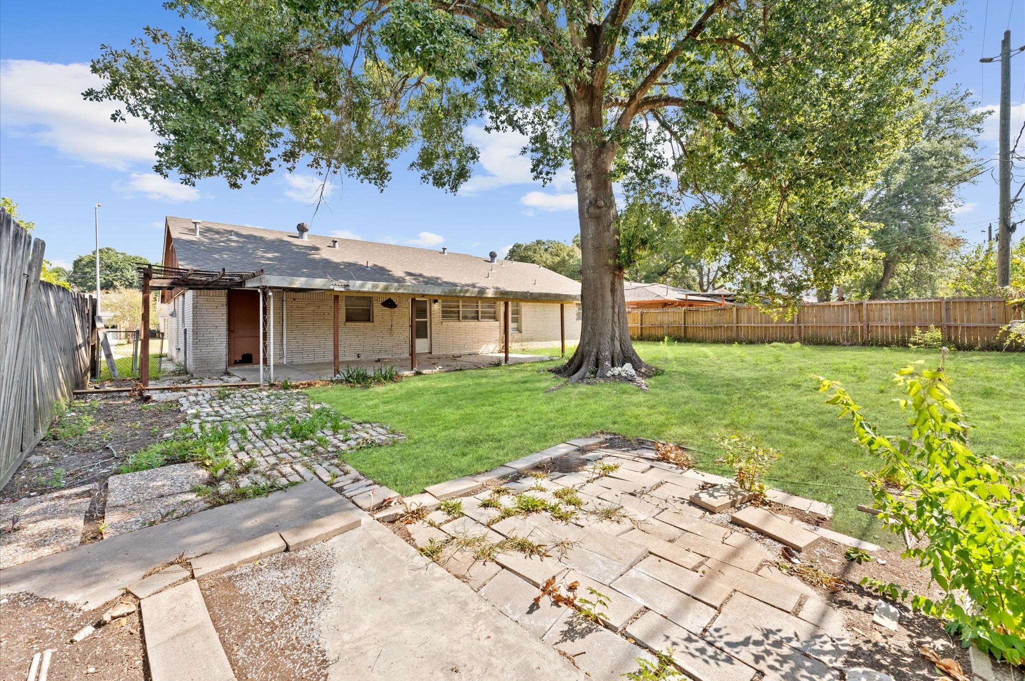 314 Empress Drive