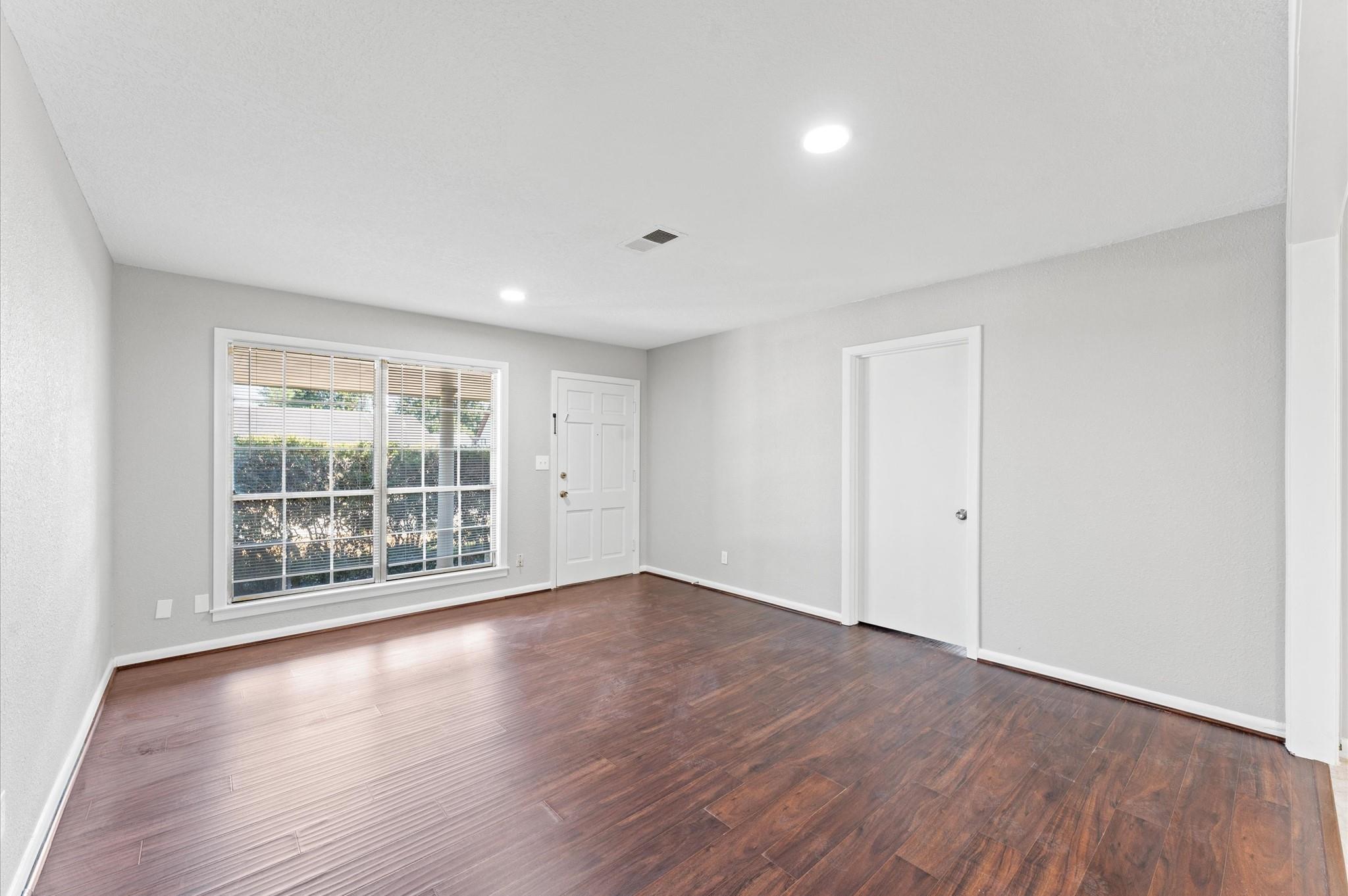 314 Empress Drive