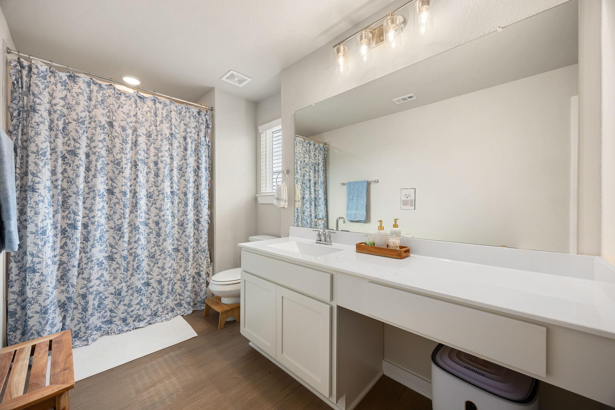 21622 Wave Hollow Drive