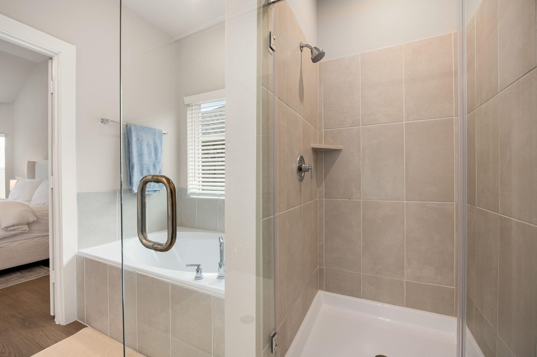 21622 Wave Hollow Drive