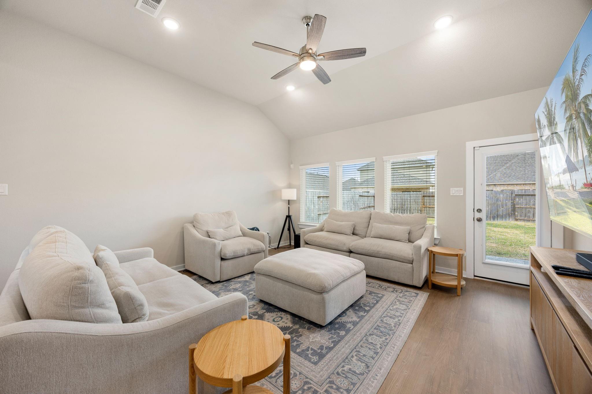 21622 Wave Hollow Drive