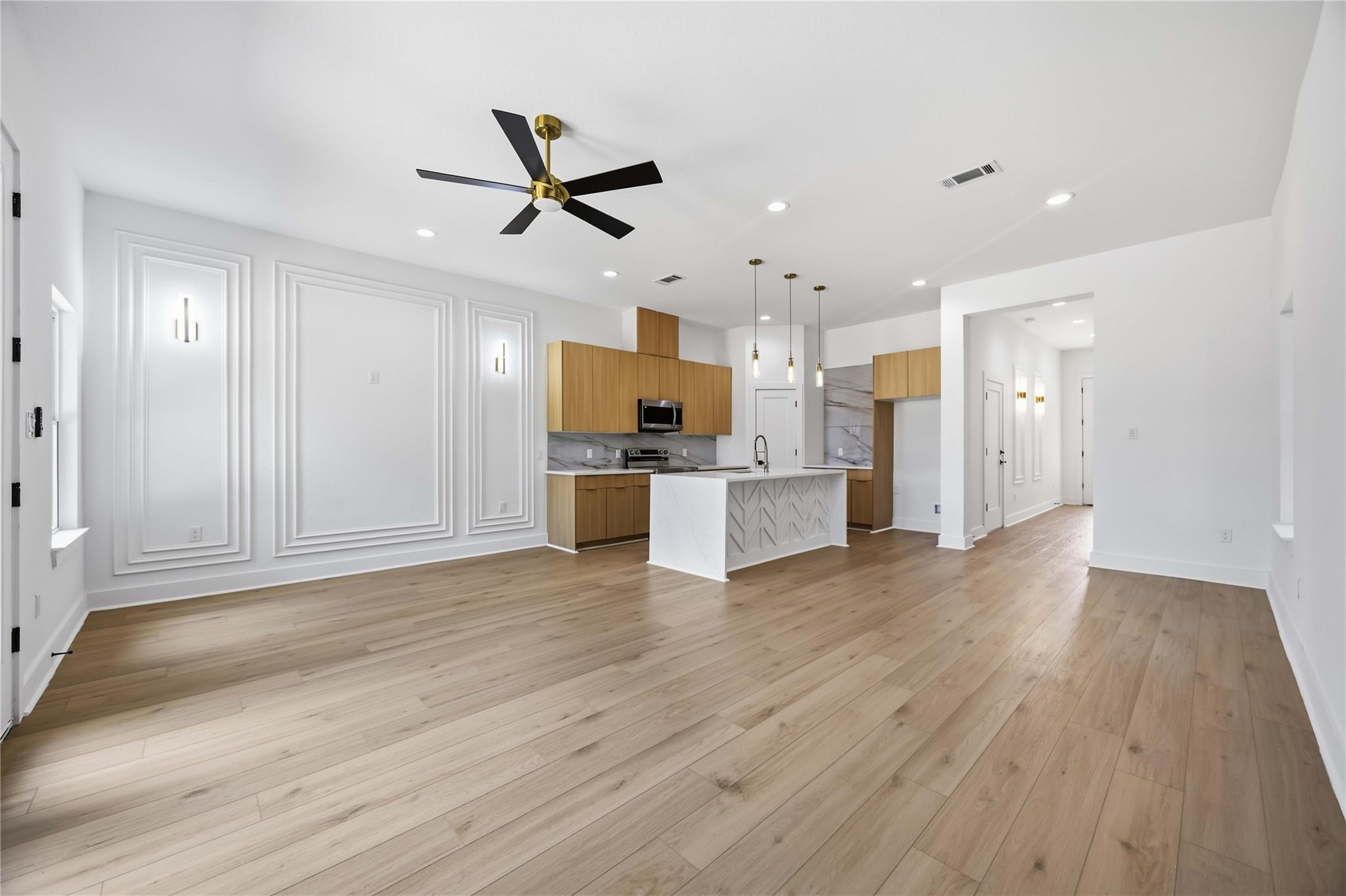 8421 Safeguard Street Unit: A/B