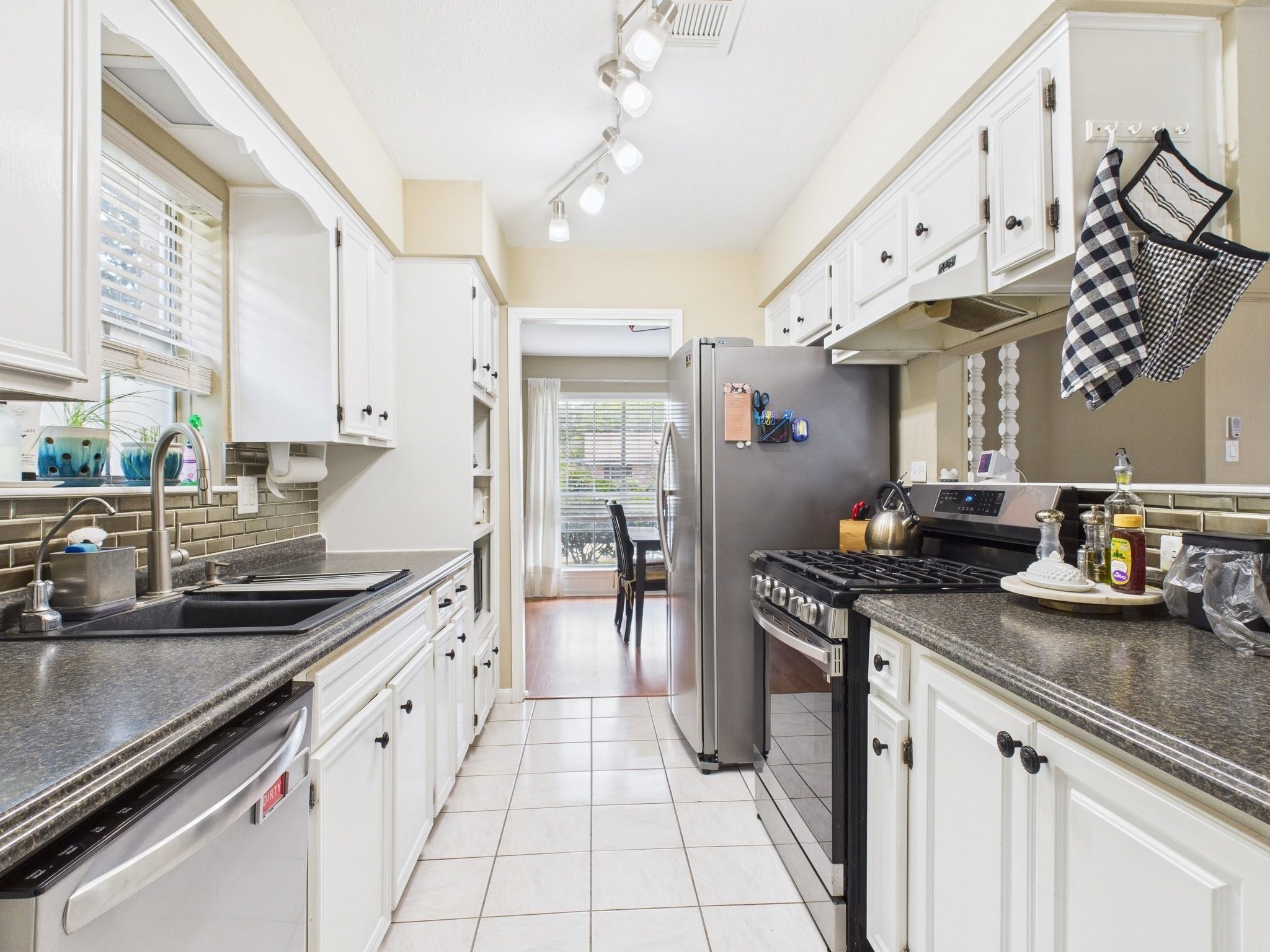 2423 Tinechester Drive