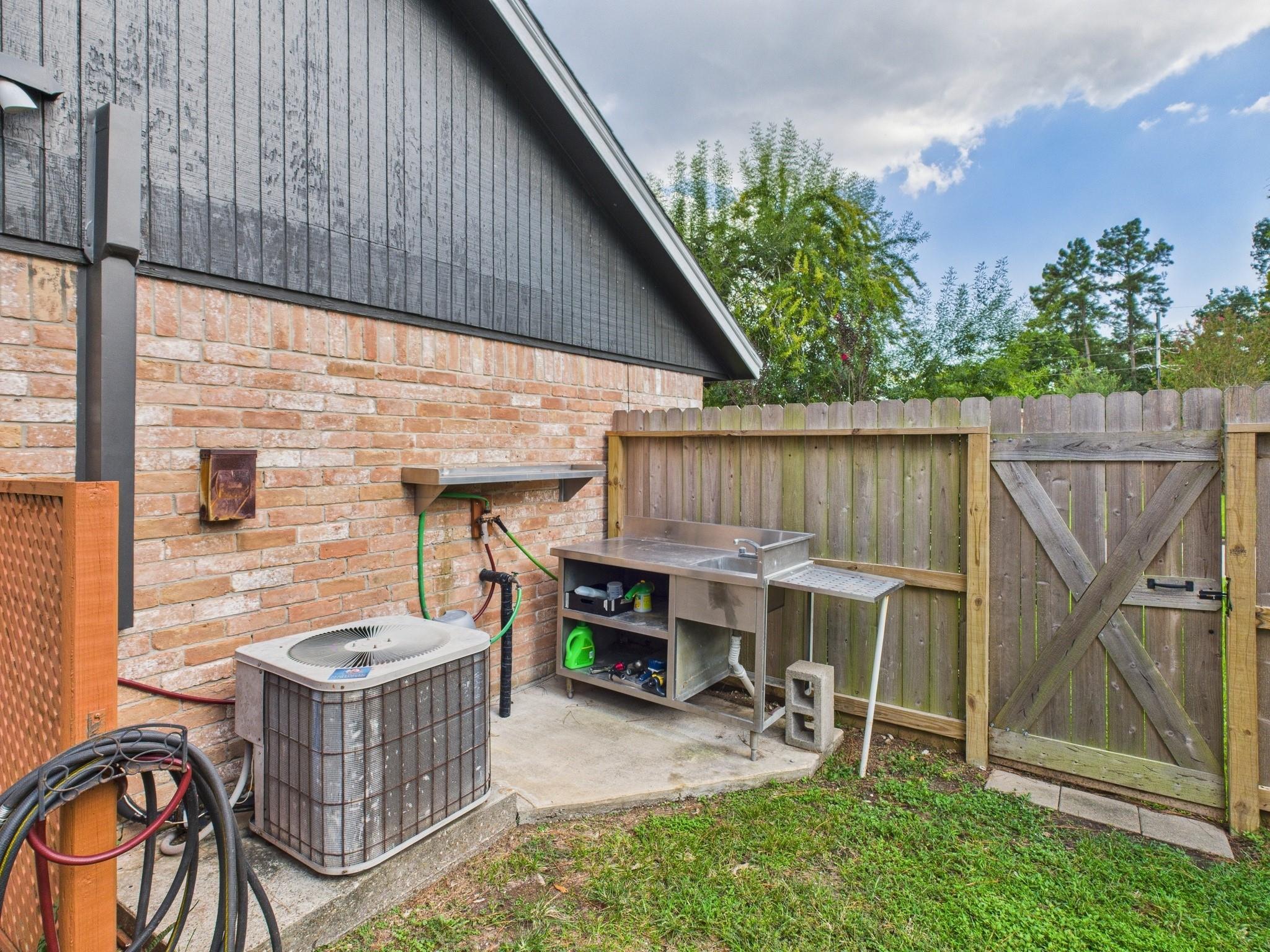 2423 Tinechester Drive