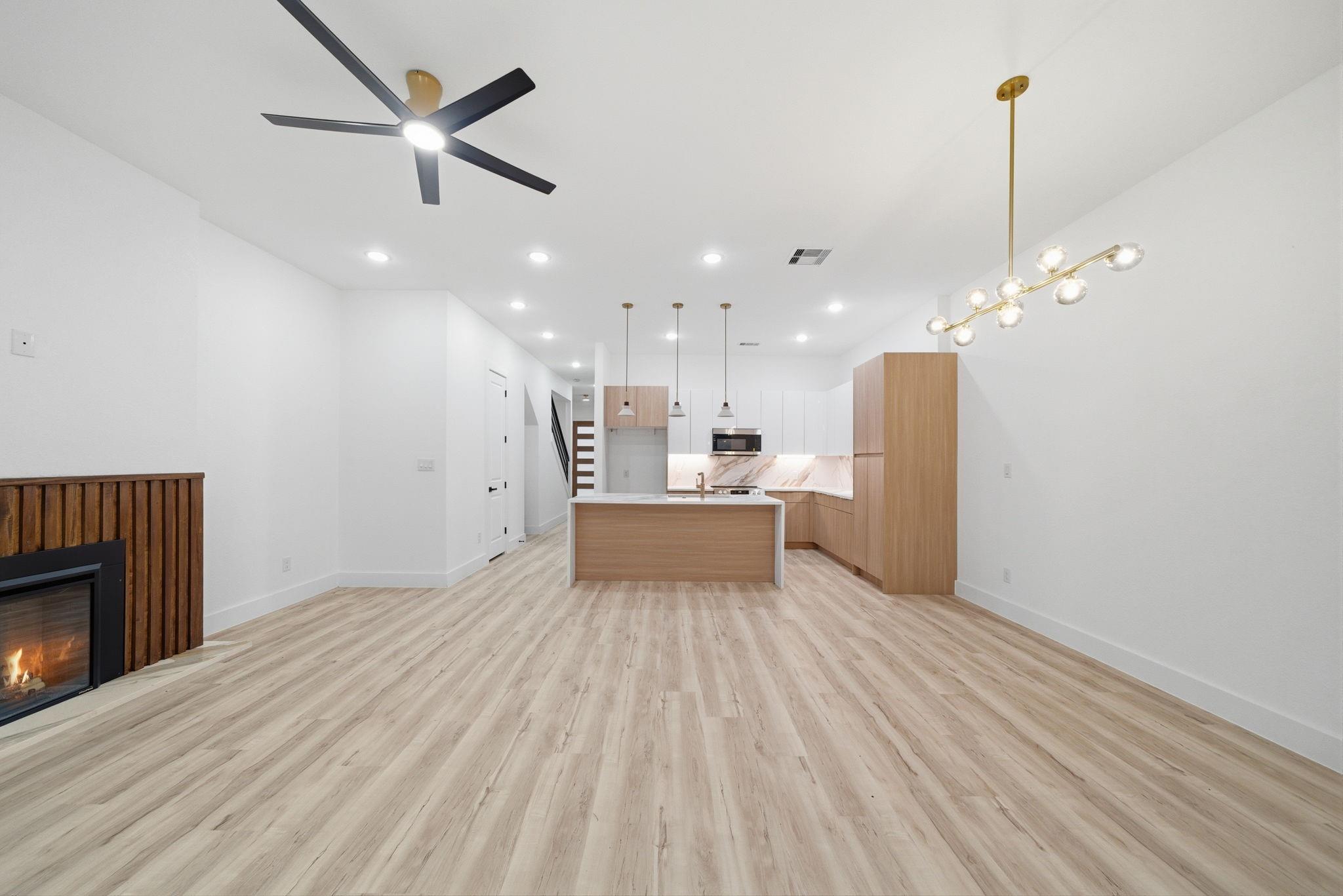 9030 Brandon Street Unit: A/B