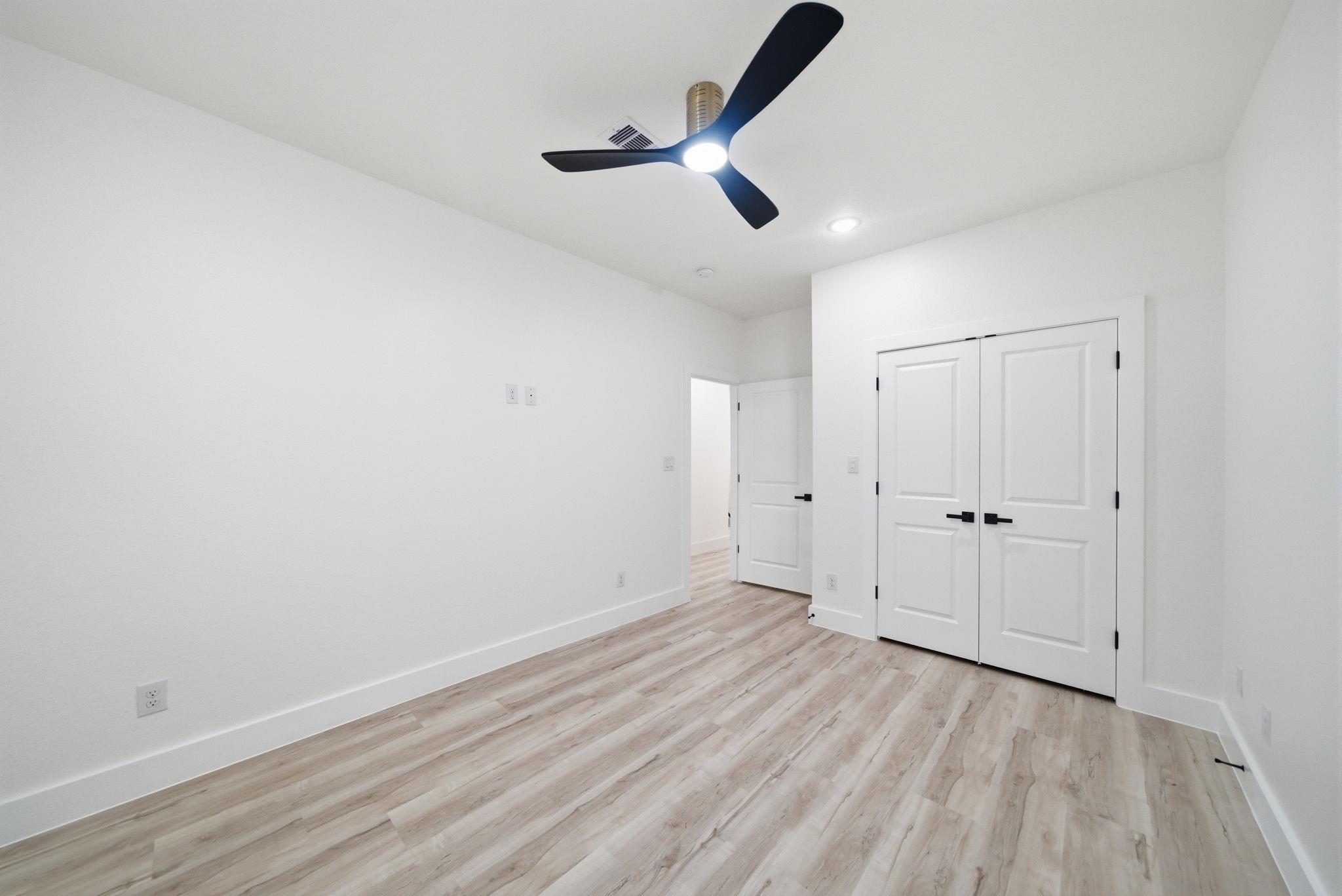 9030 Brandon Street Unit: A/B