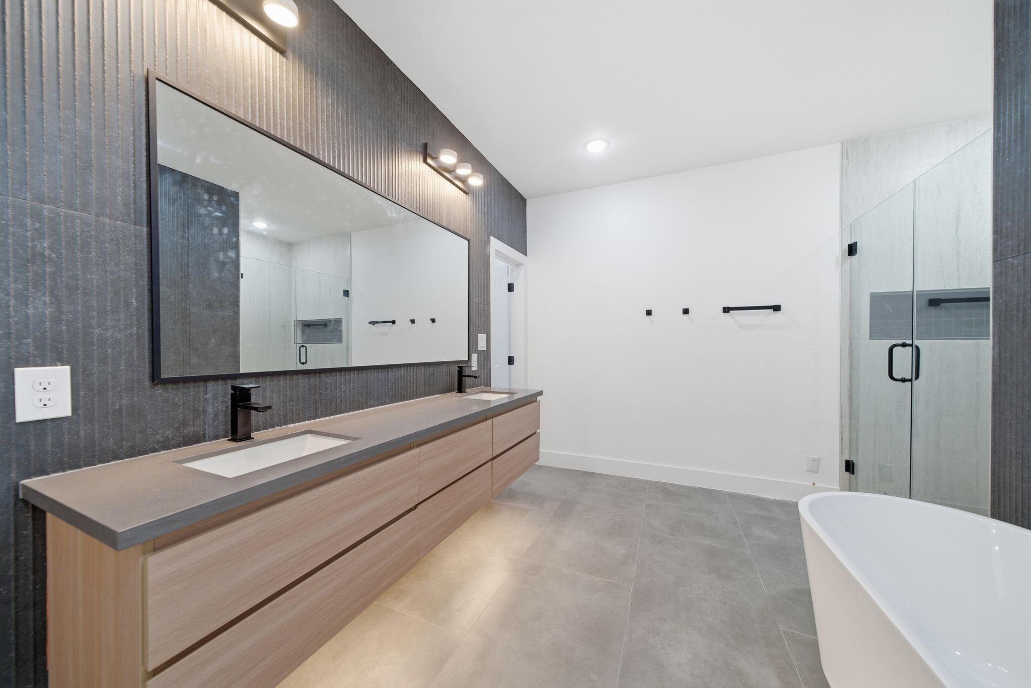 9030 Brandon Street Unit: A/B
