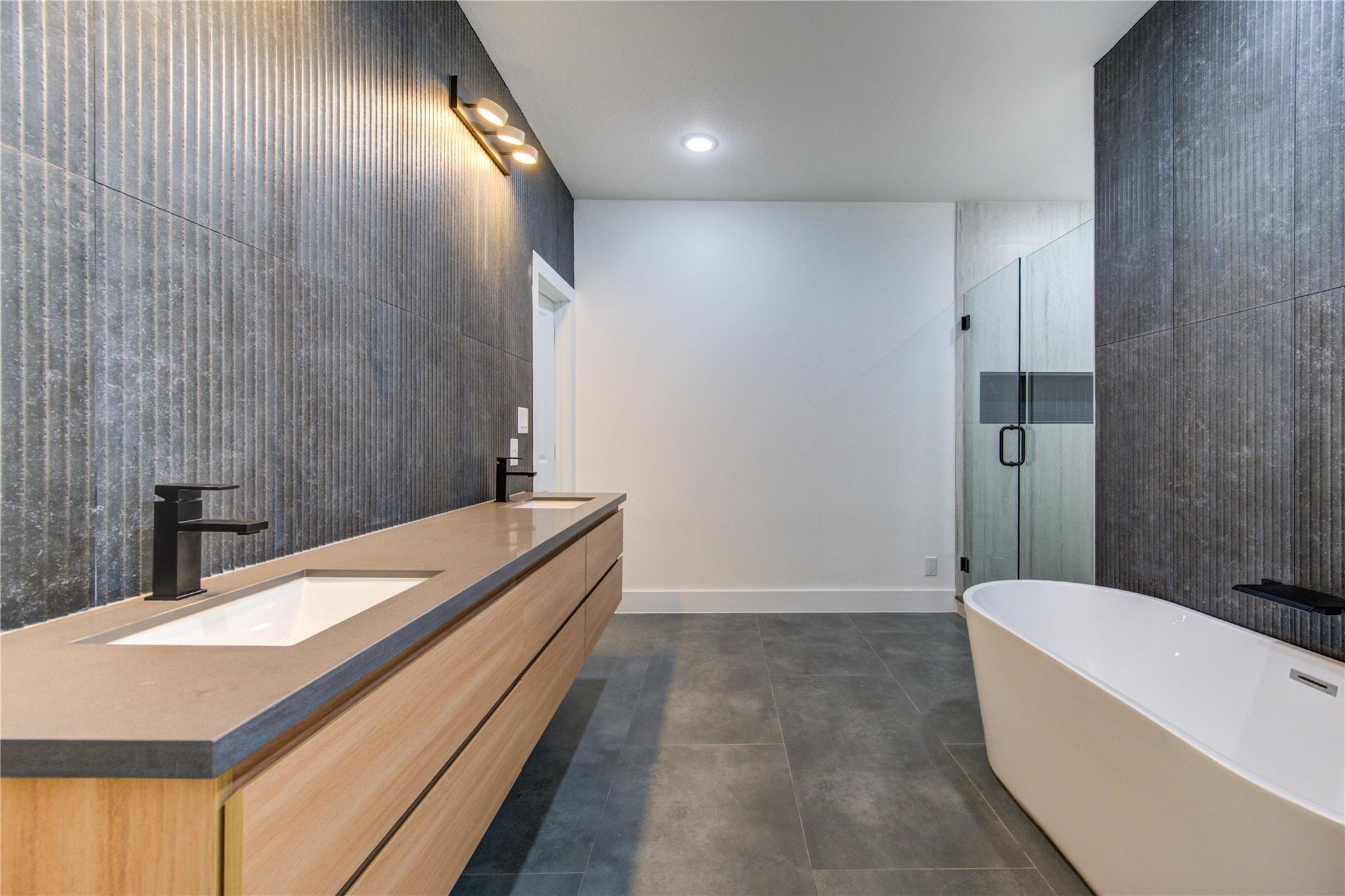 9030 Brandon Street Unit: A/B