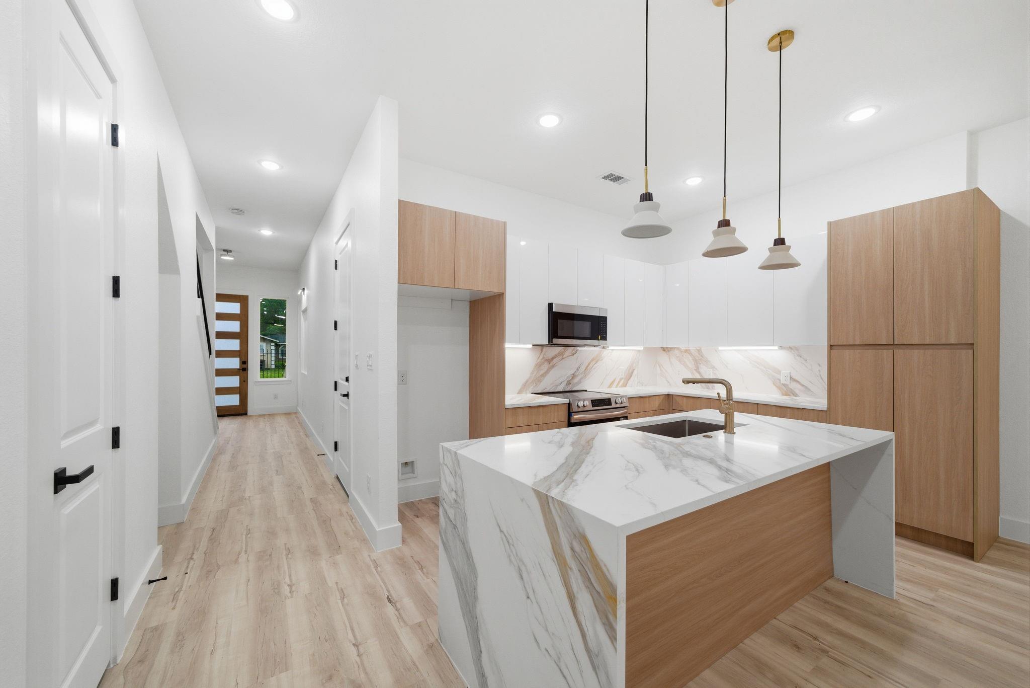 9030 Brandon Street Unit: A/B