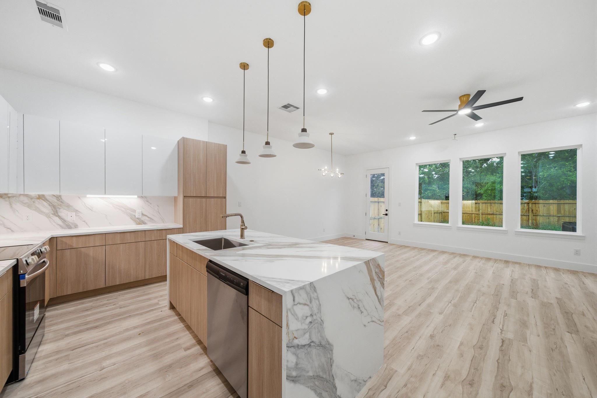 9030 Brandon Street Unit: A/B