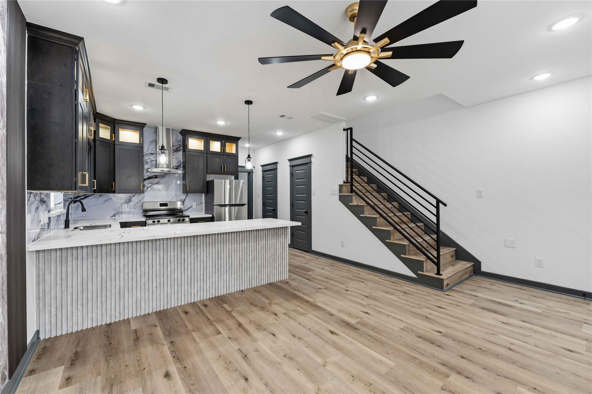 8006 Birmingham Street Unit: A/B