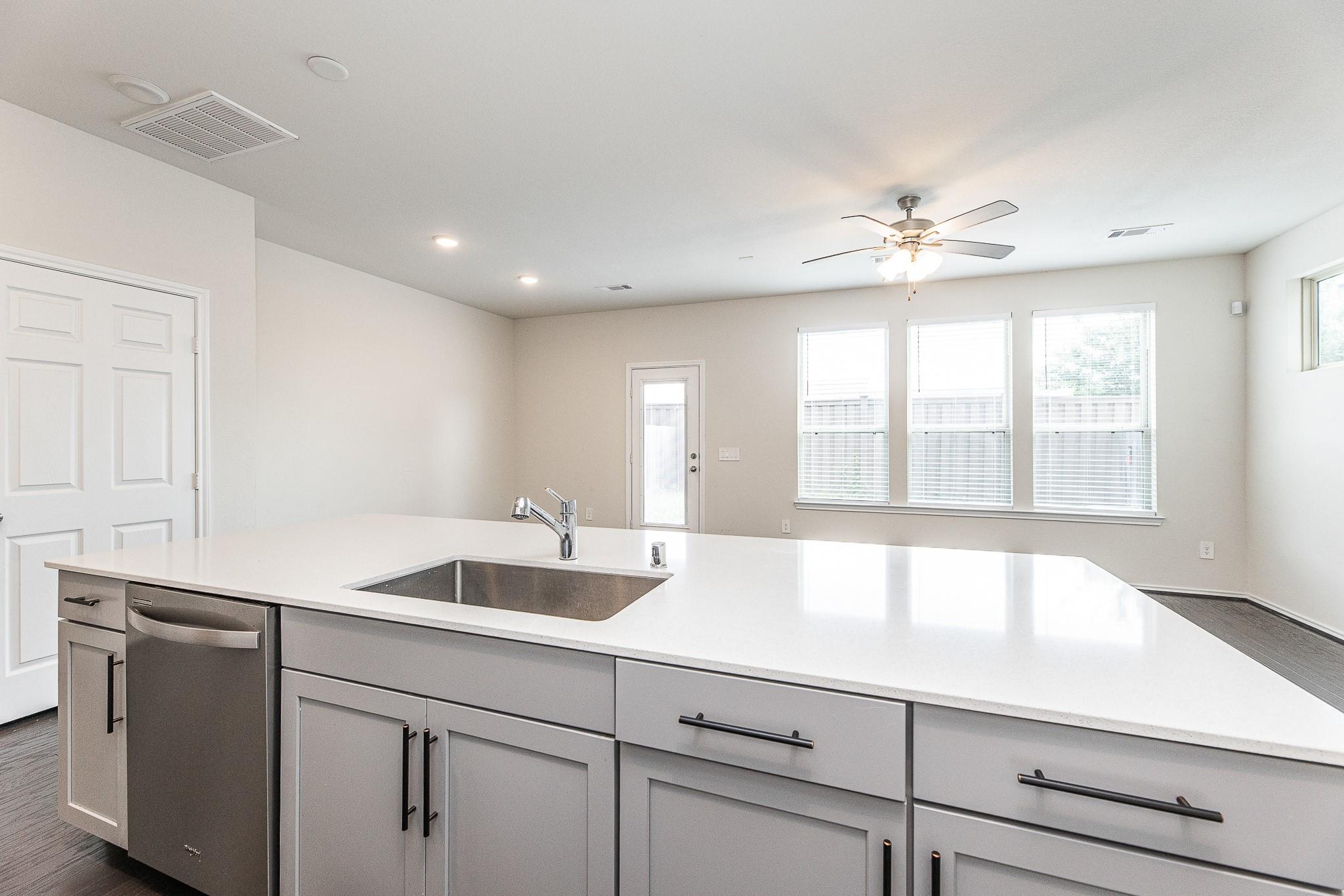 3418 Avondale View Drive