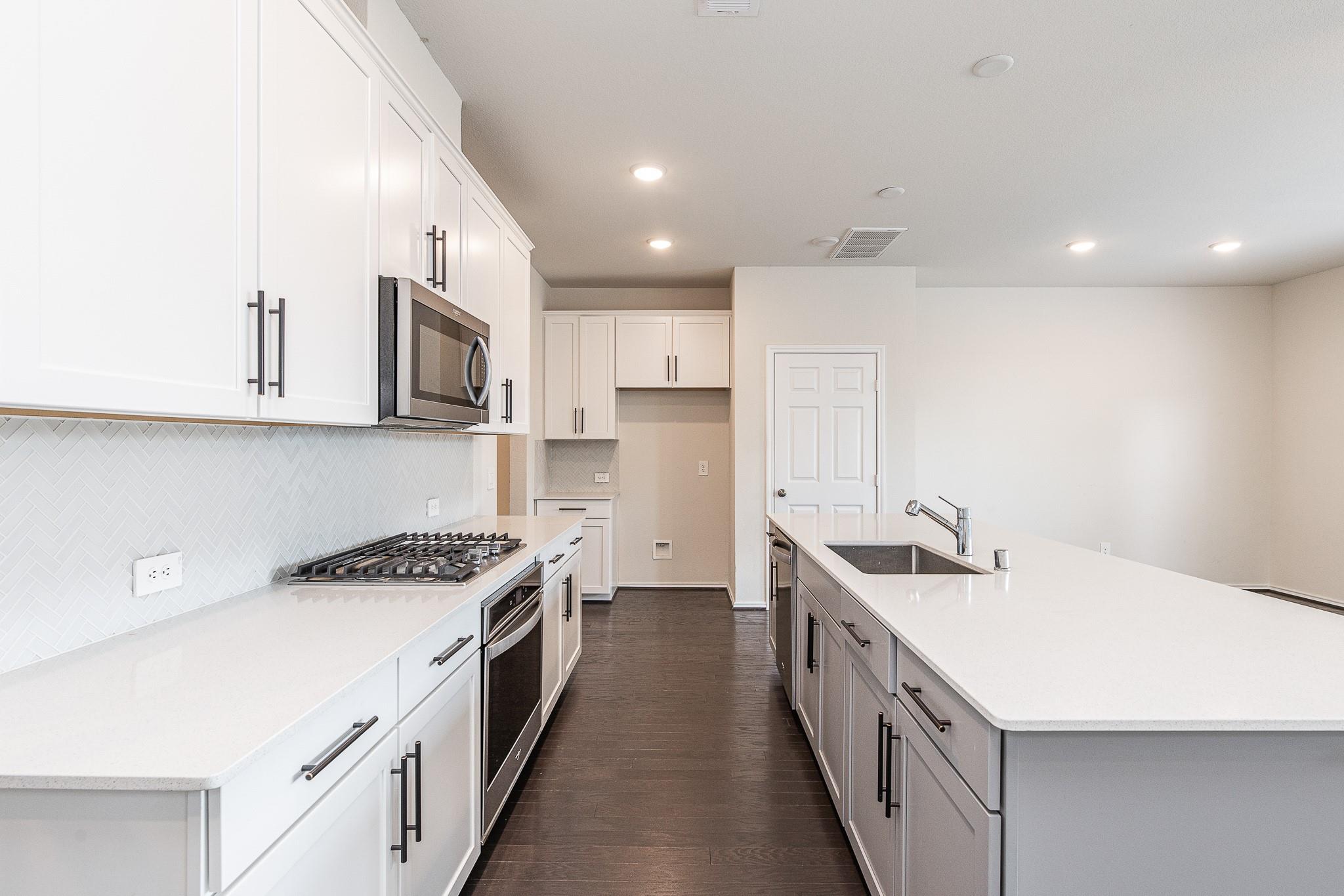 3418 Avondale View Drive