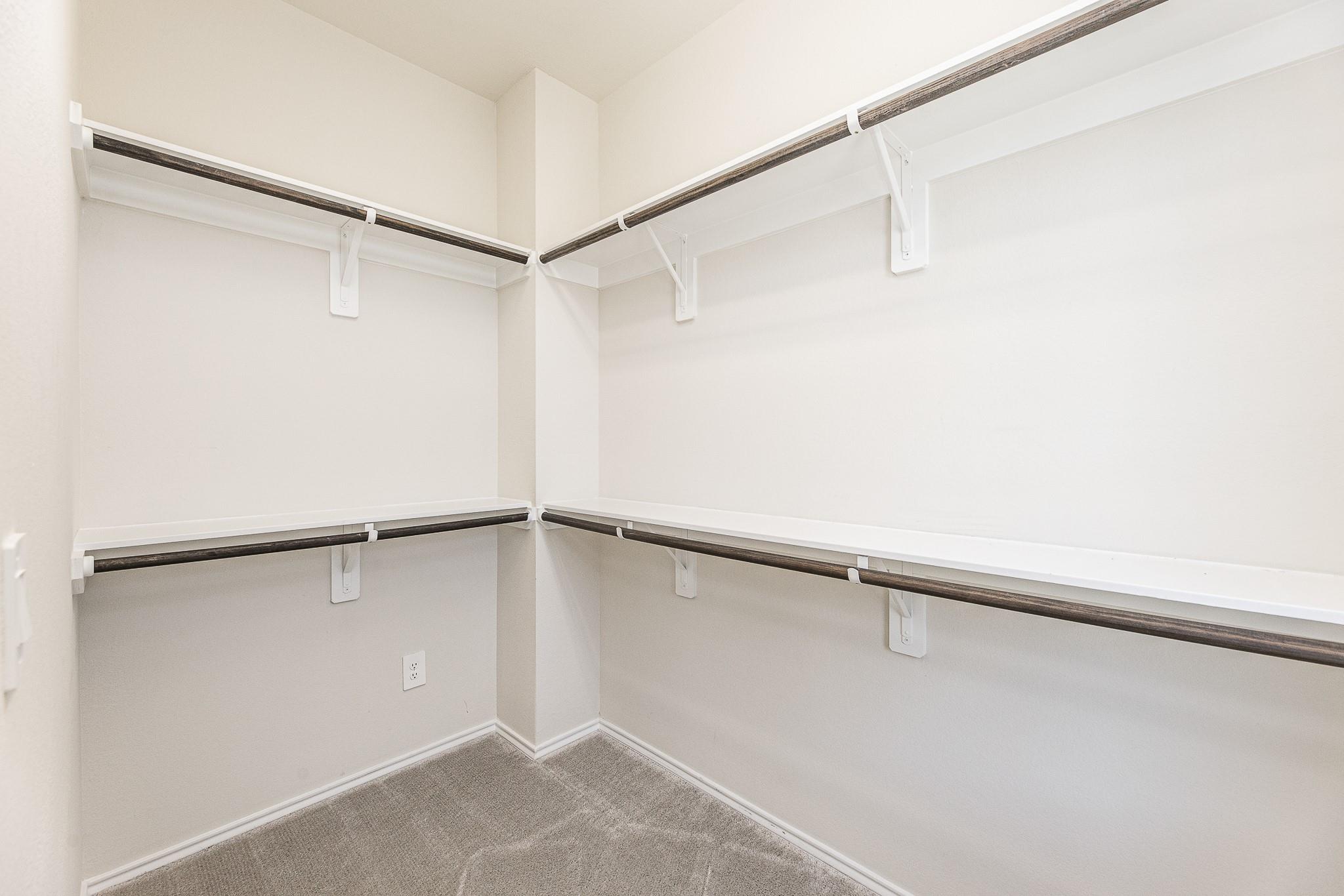 3418 Avondale View Drive