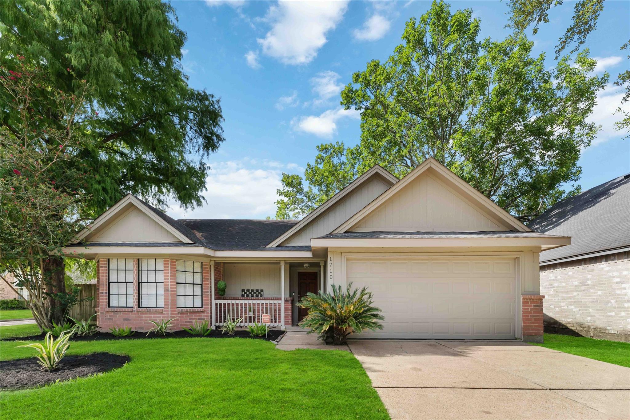 1710 Blue Heather Lane