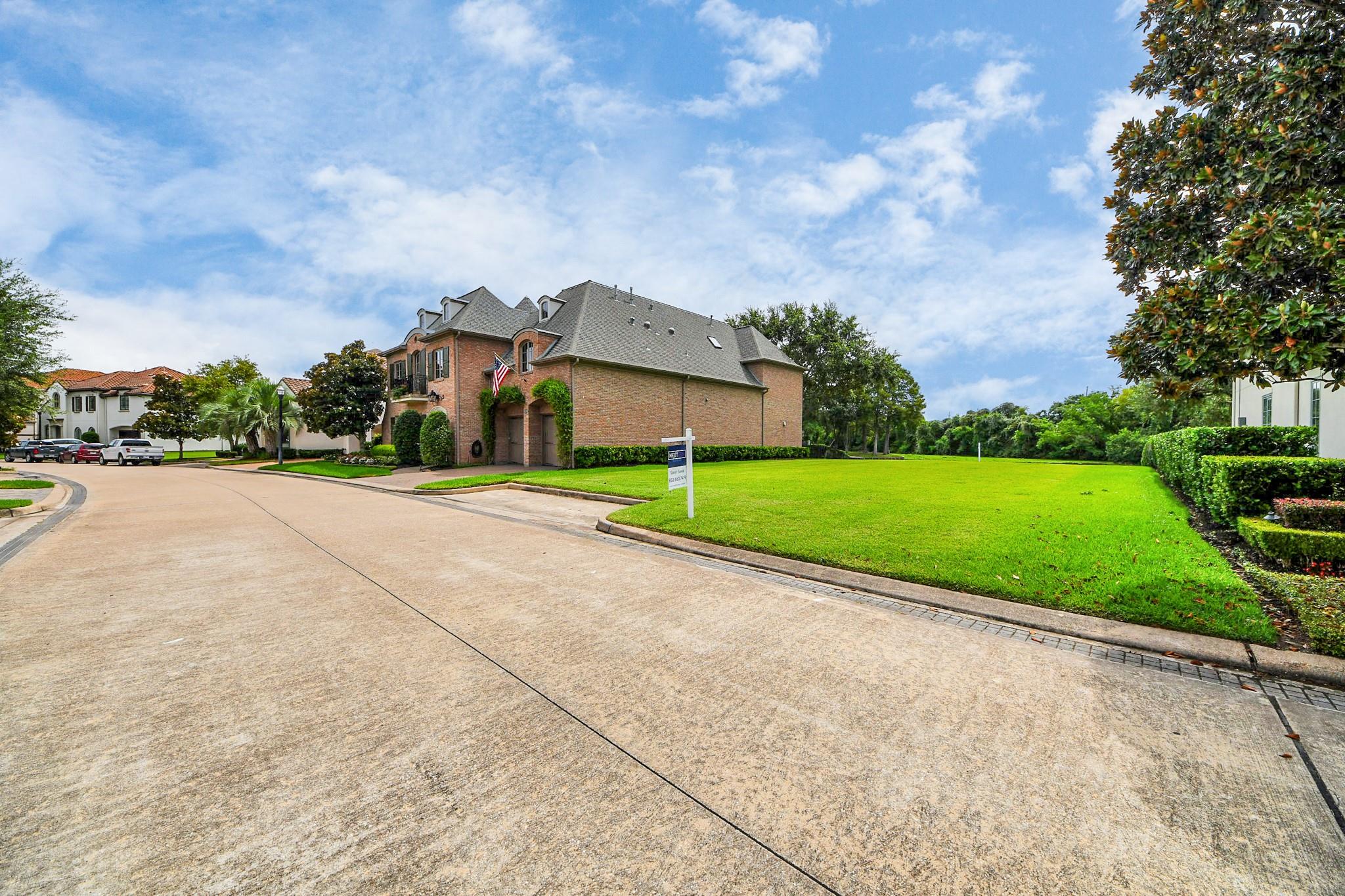 15310 Oyster Creek Lane