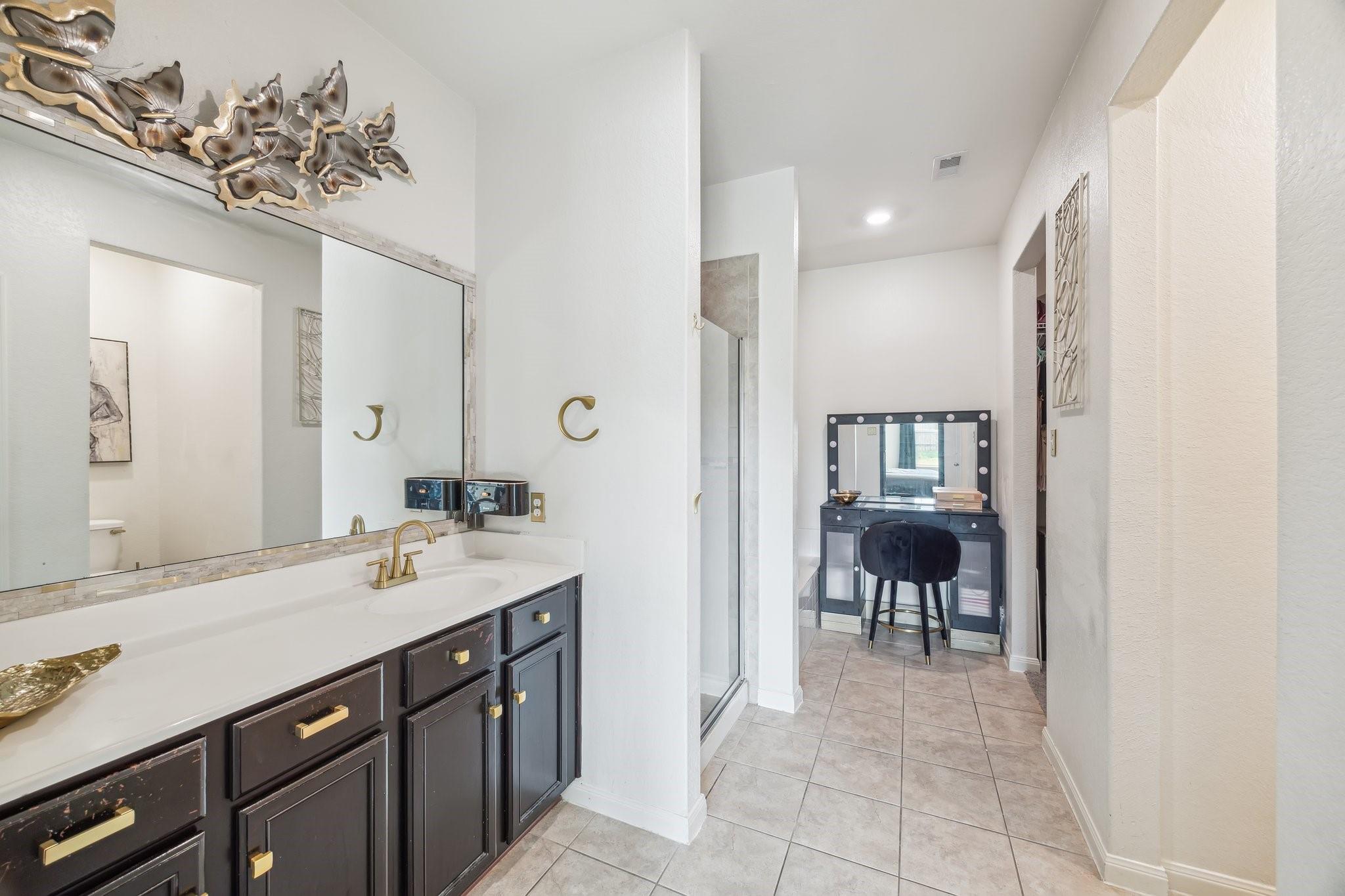 15203 Albert Oak Drive