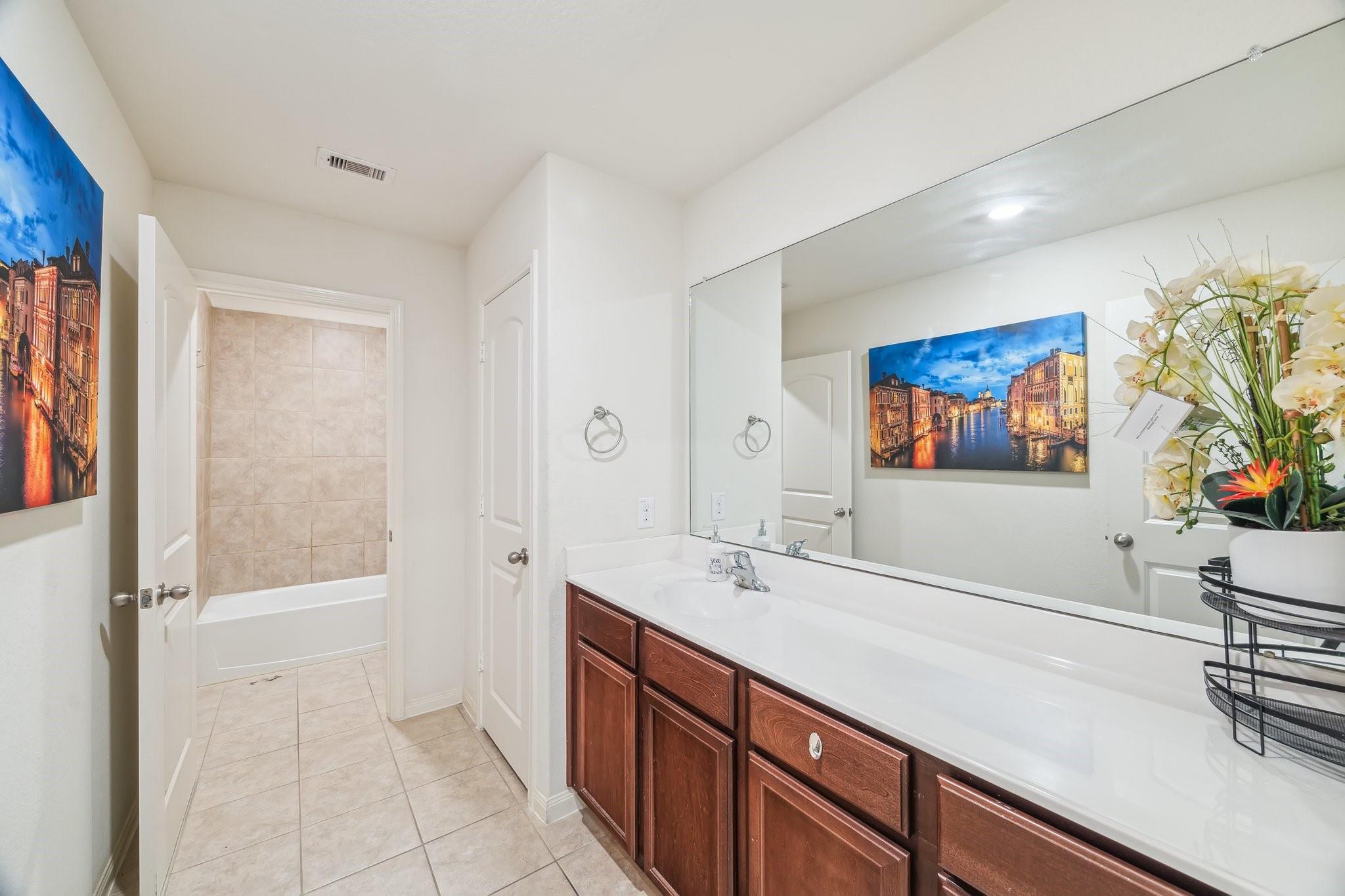 15203 Albert Oak Drive