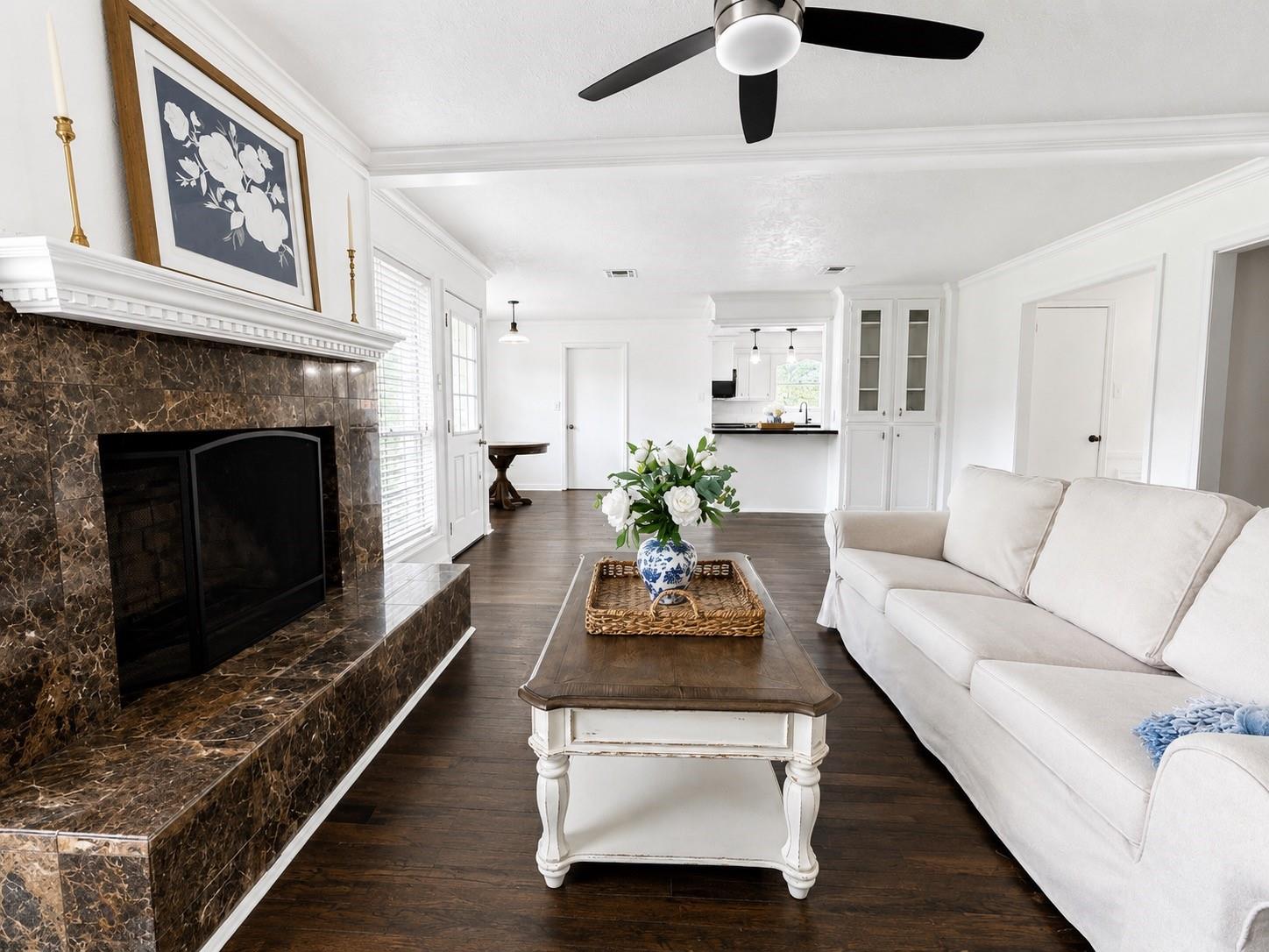 8315 Lichen Lane