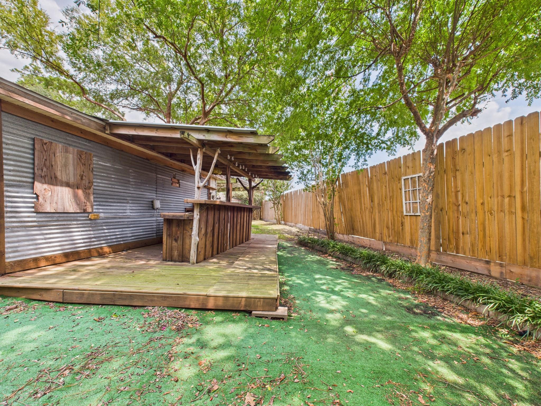 8315 Lichen Lane