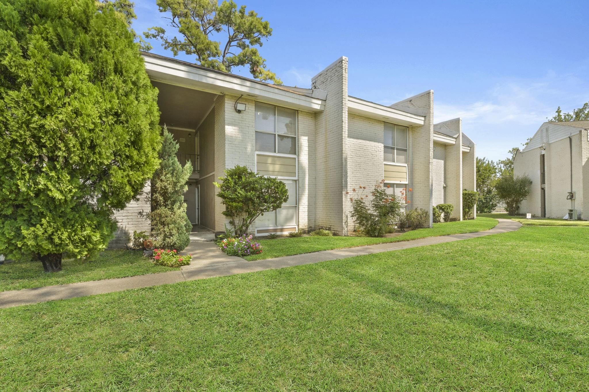 1950 Spenwick Drive # 408