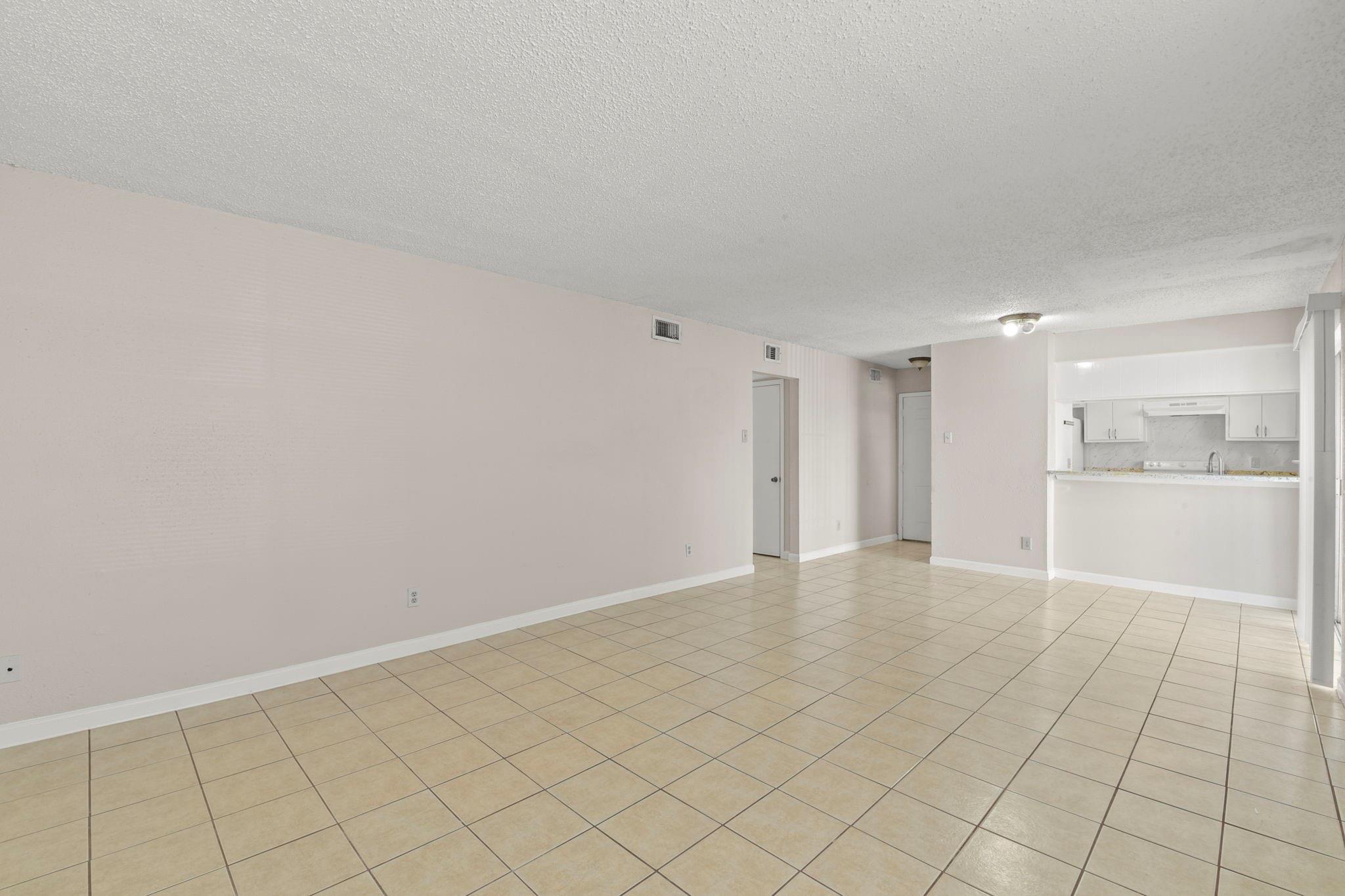 1950 Spenwick Drive # 408