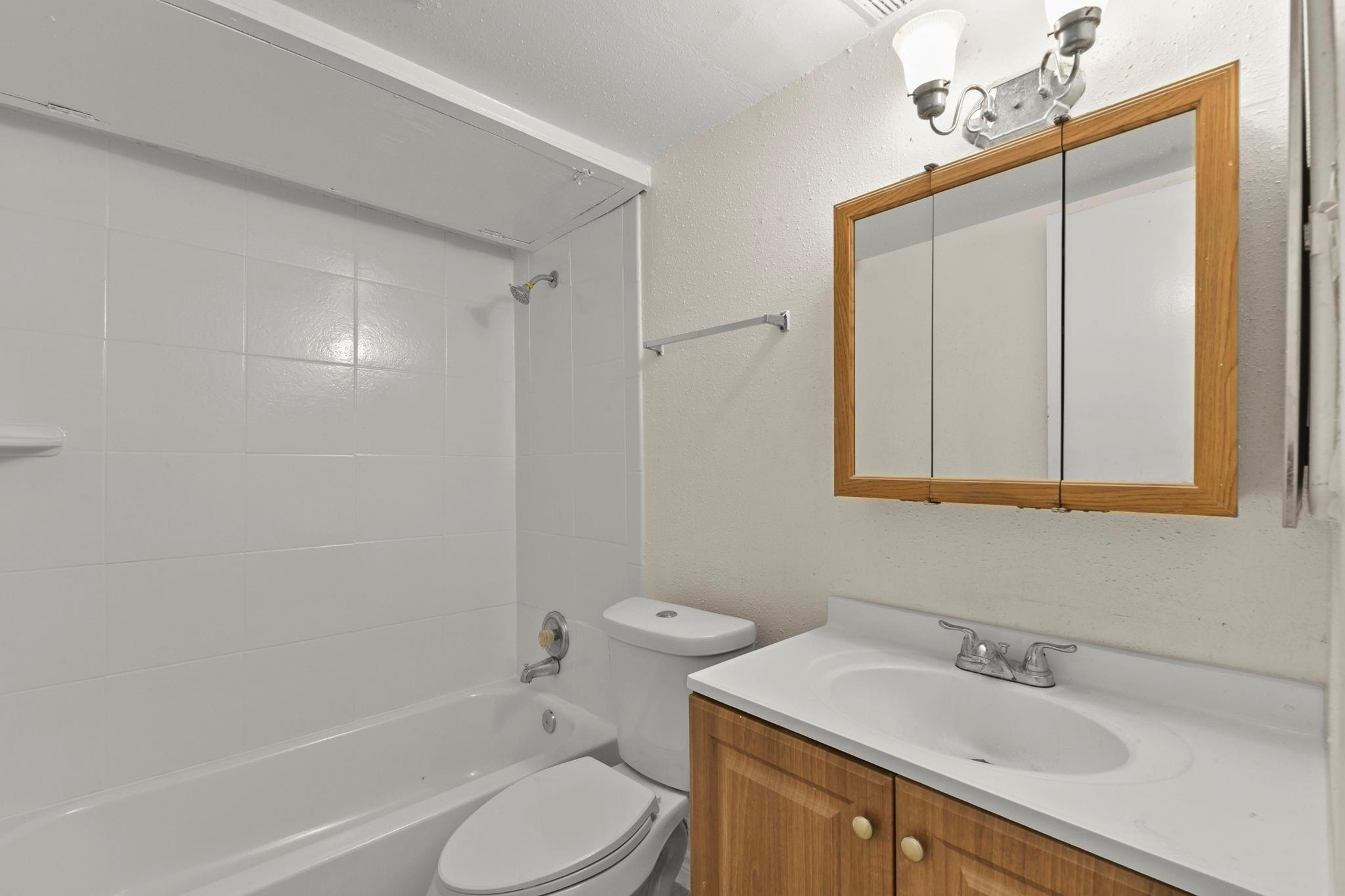 1950 Spenwick Drive # 408