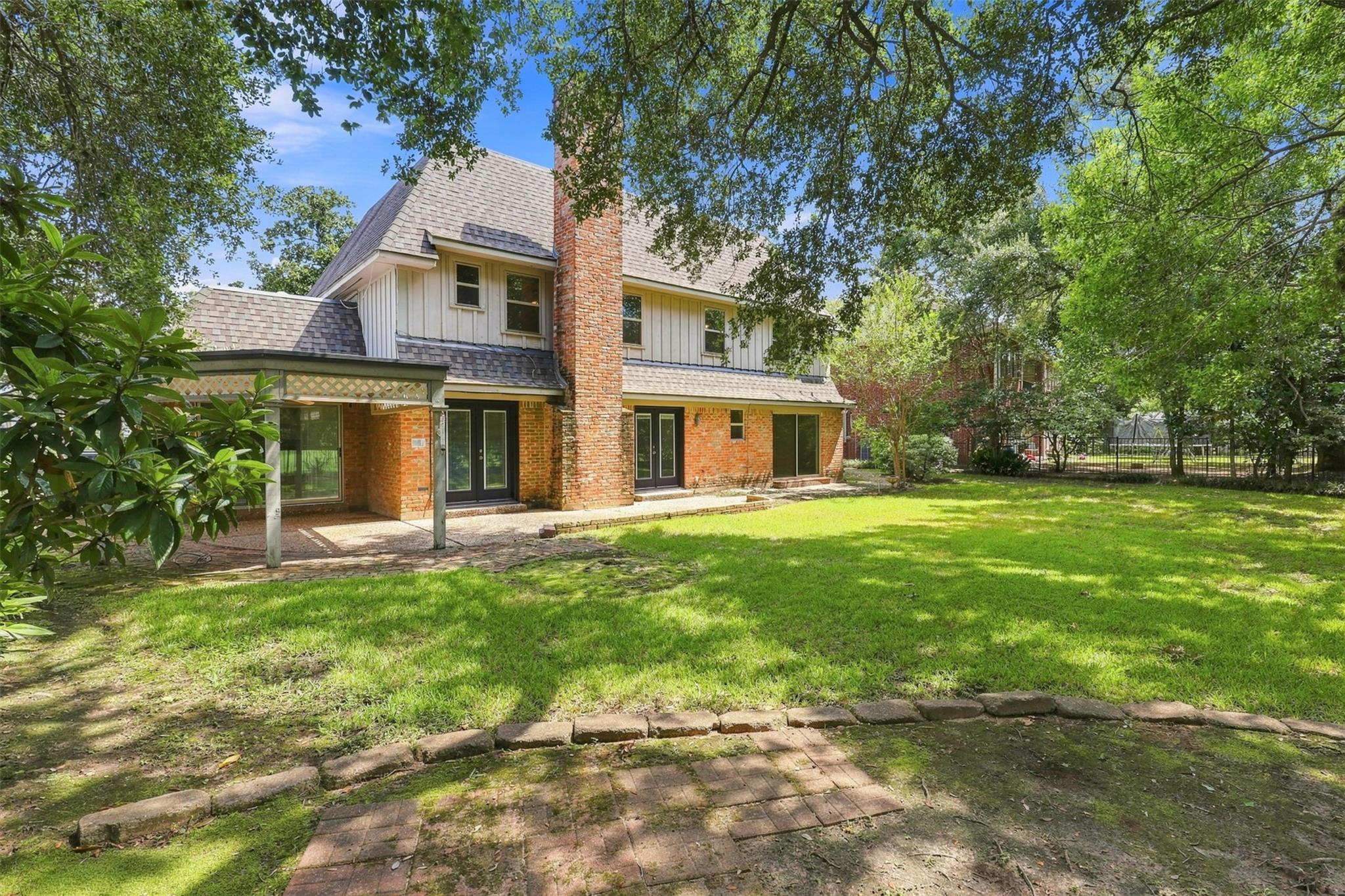 3315 El Dorado Boulevard