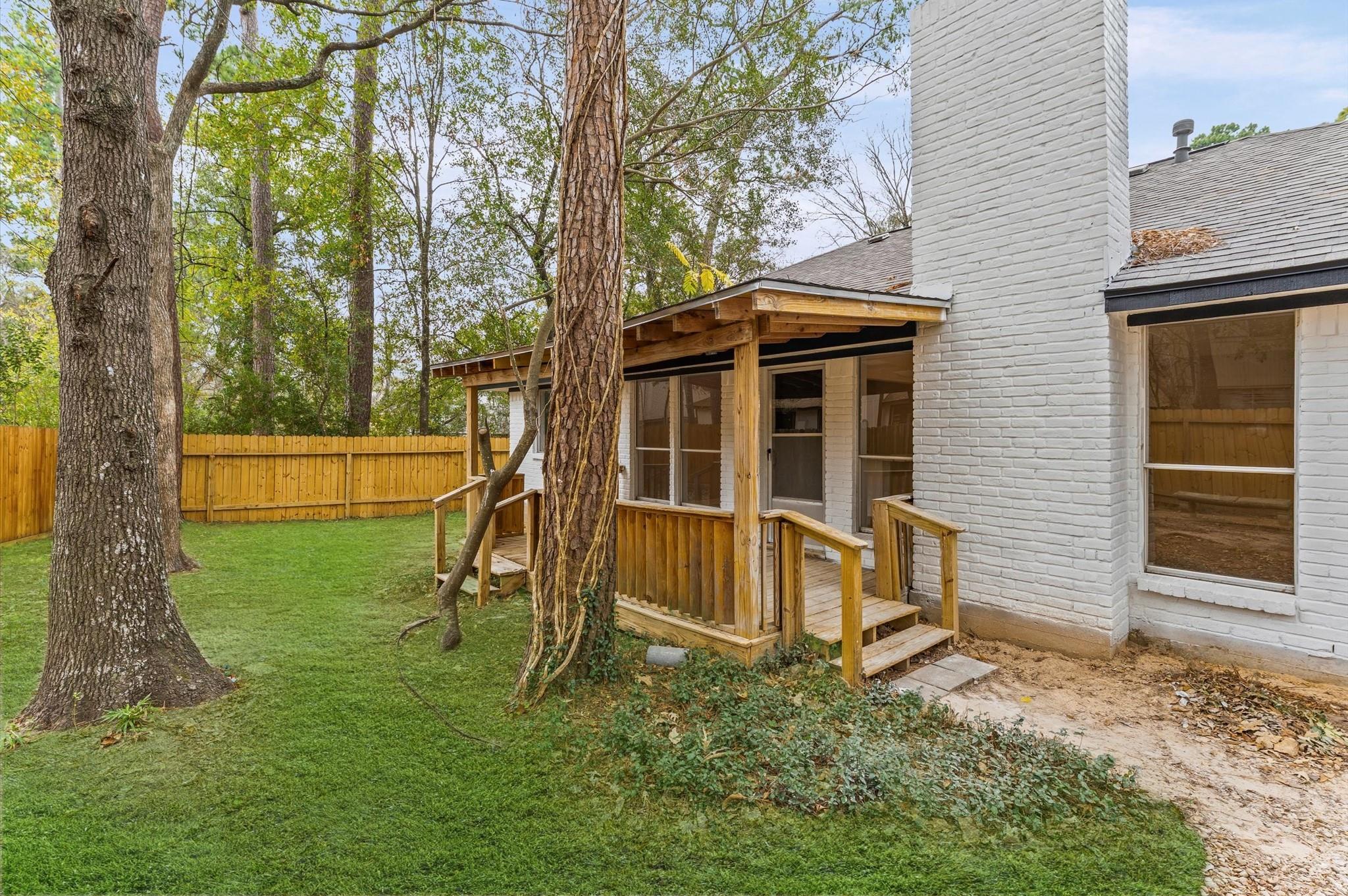 30 N Drifting Leaf Court