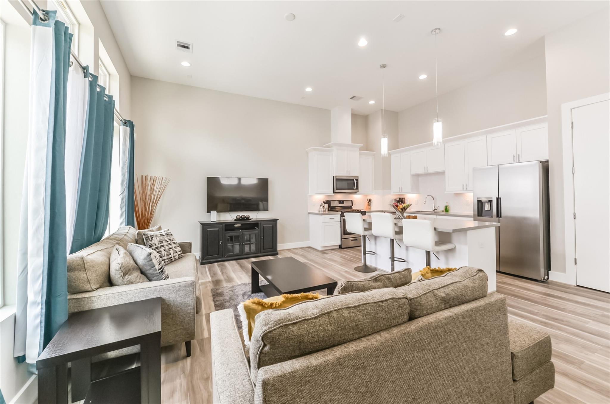 5902 Gardendale Drive # B