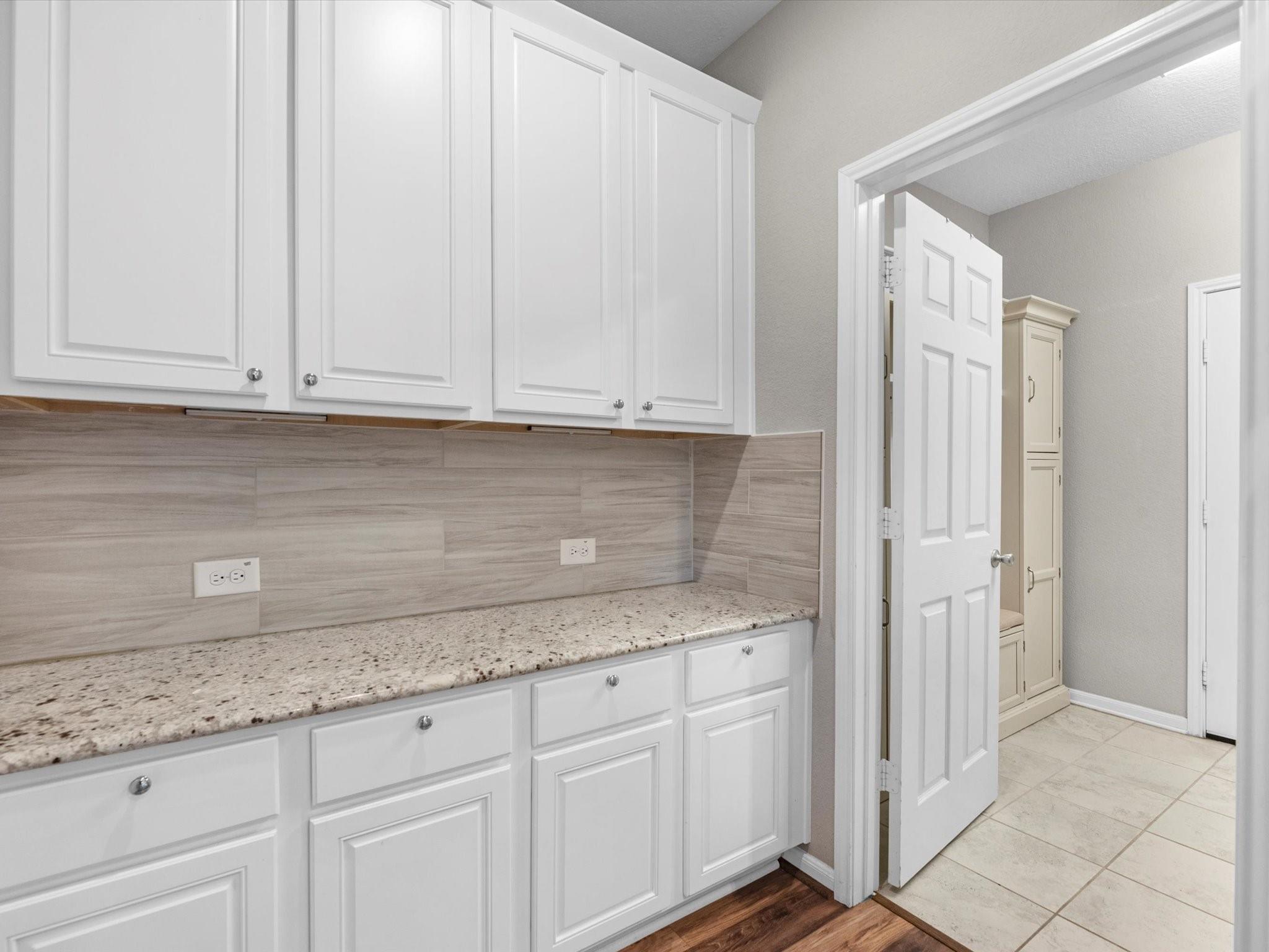 5842 Rivergrove Park Drive