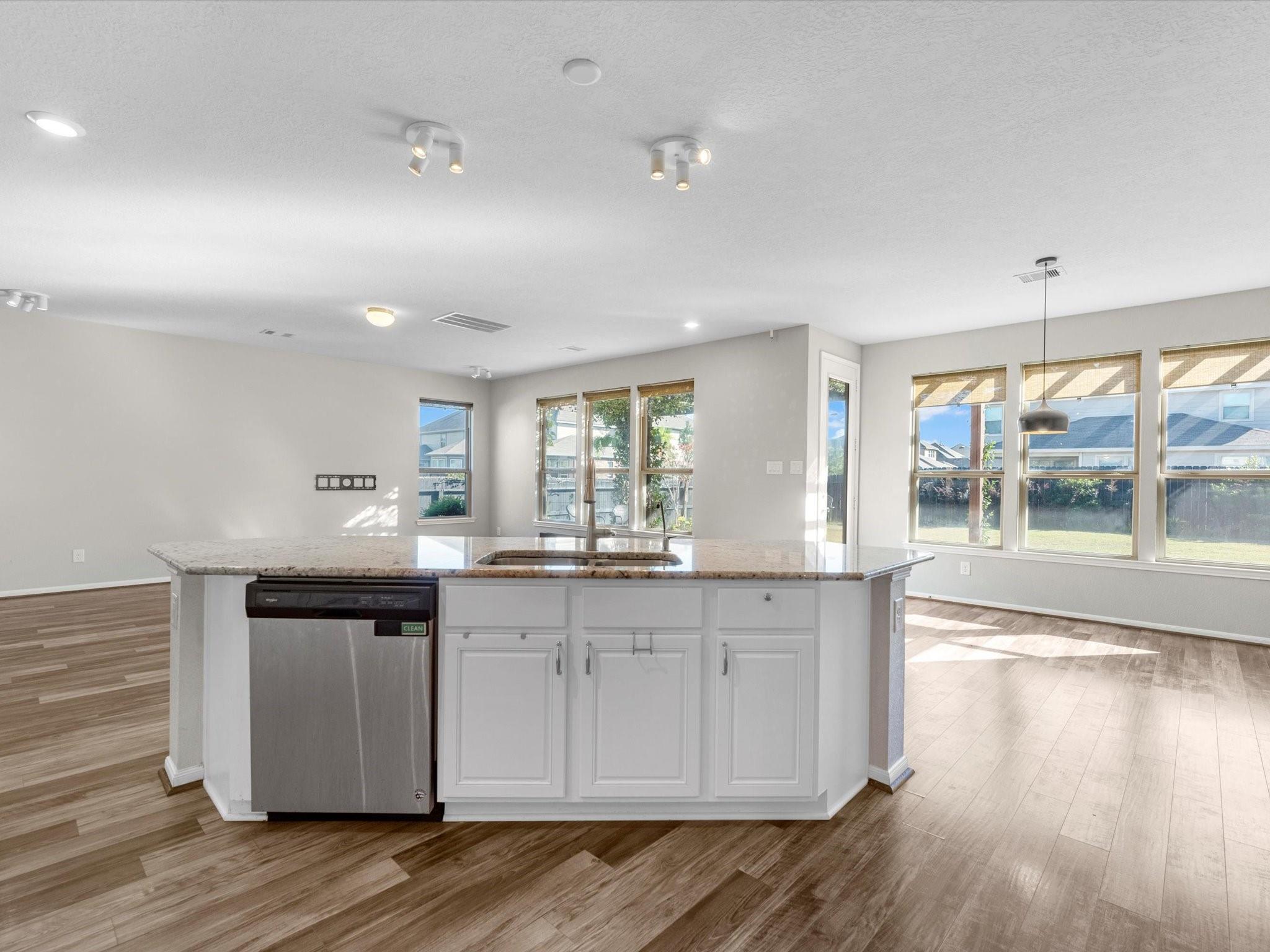 5842 Rivergrove Park Drive