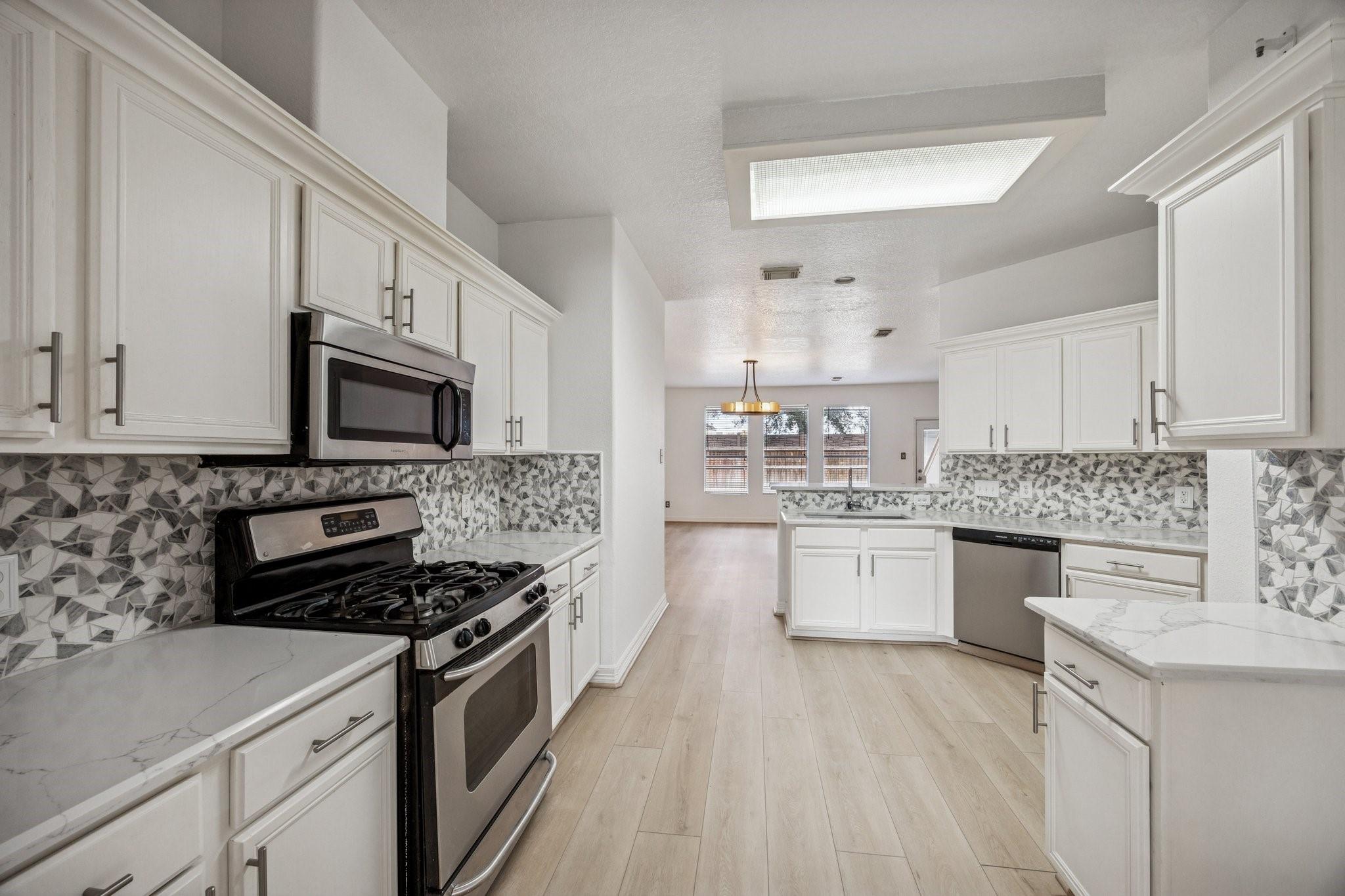 18318 Alemarble Oak Street