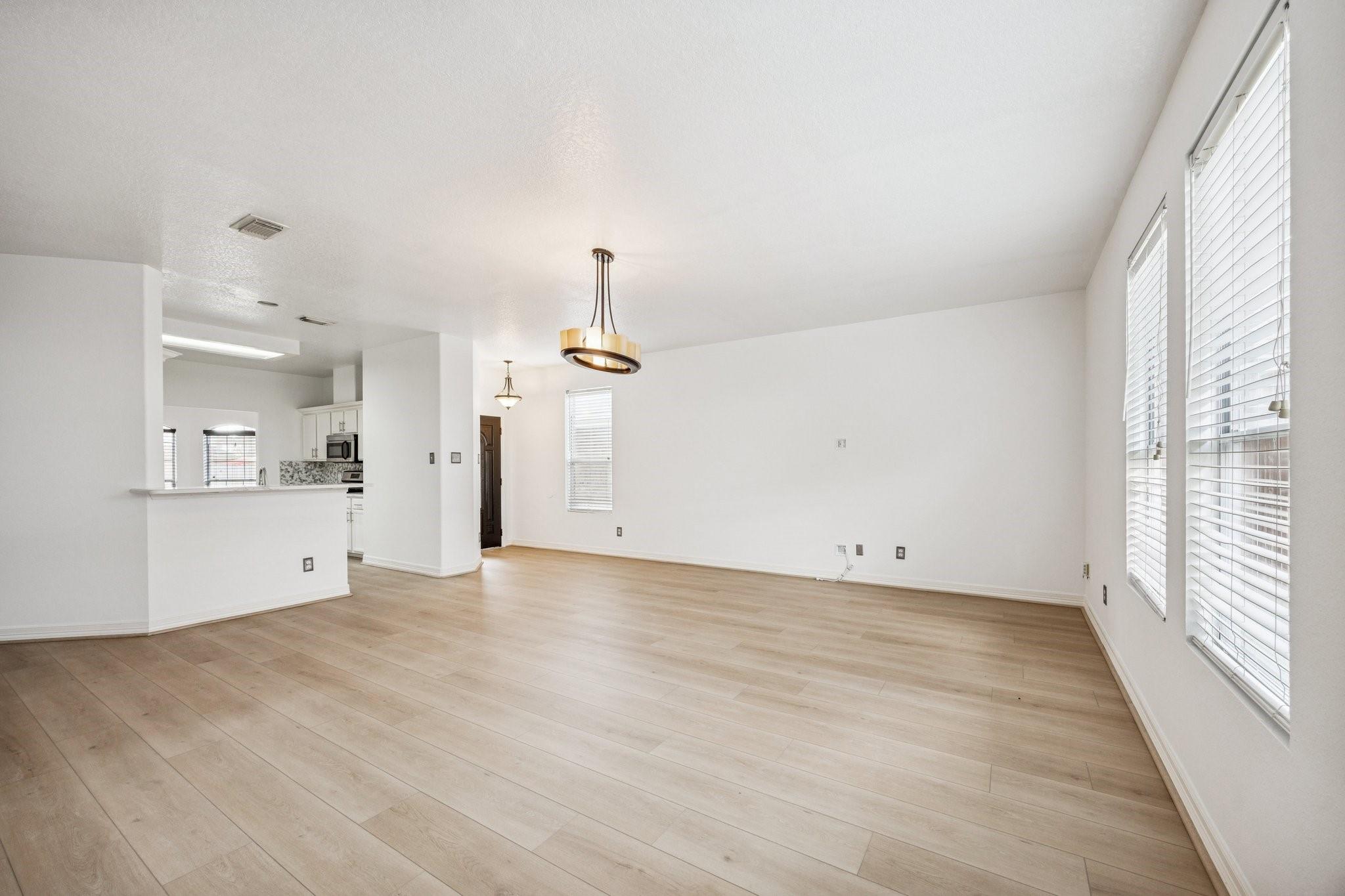 18318 Alemarble Oak Street