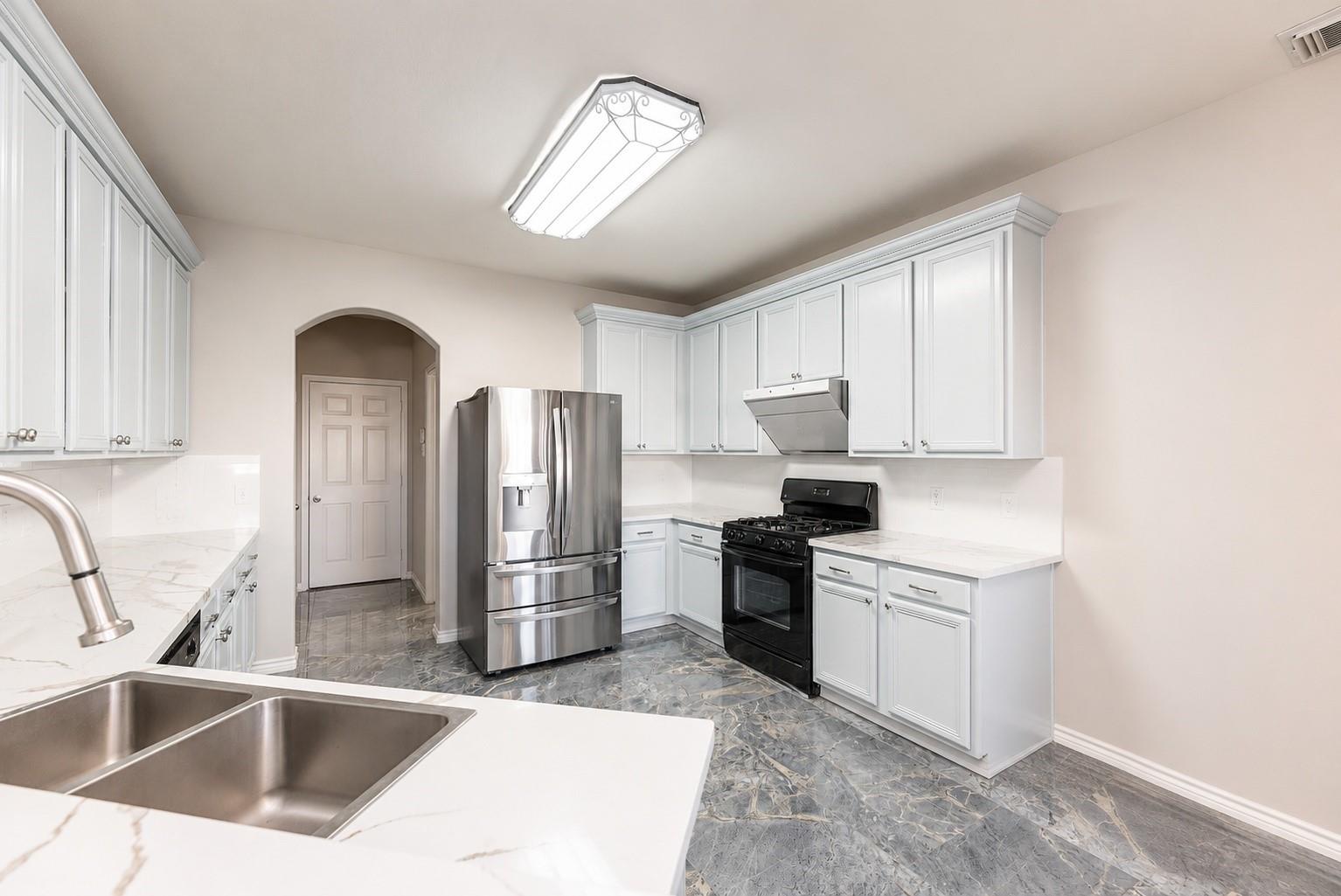 11614 Seaglers Point Lane