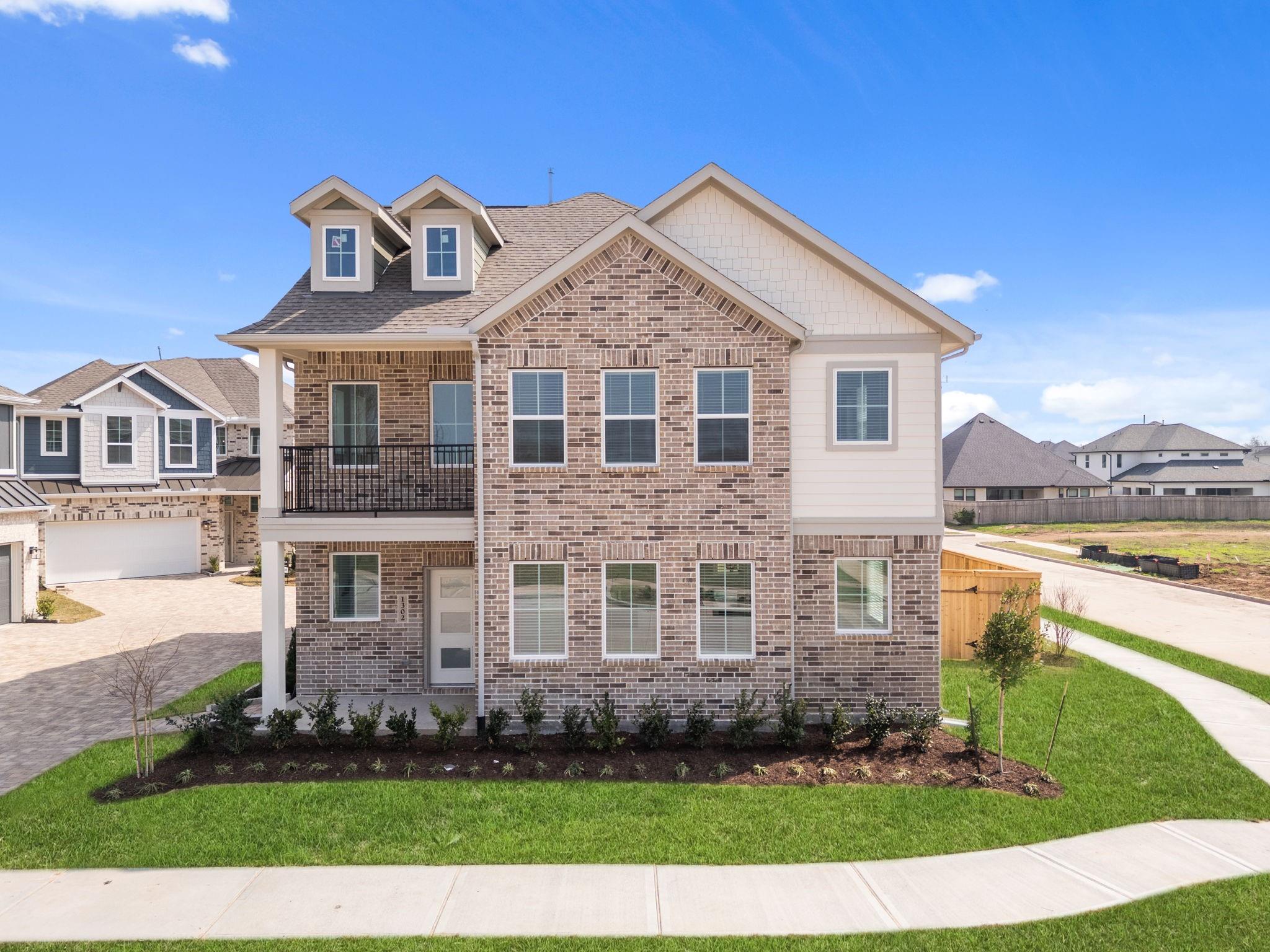 1302 Shaded Rock Drive