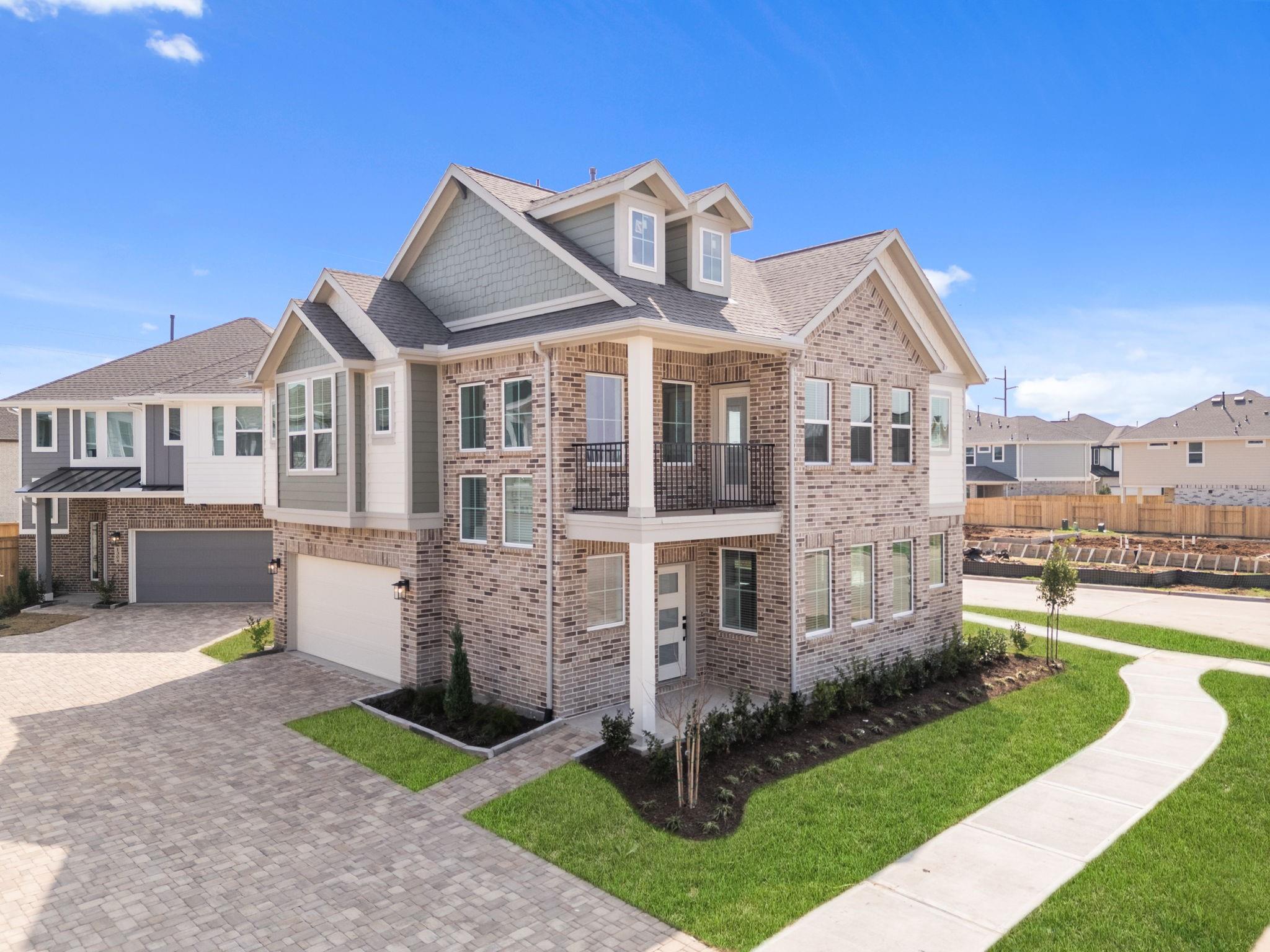 1302 Shaded Rock Drive
