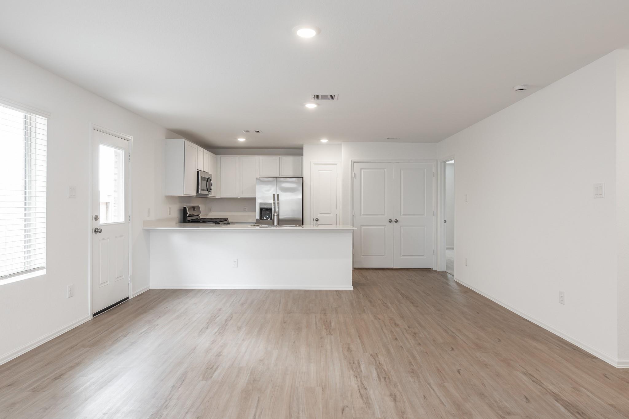 26811 Paloma Blanca Drive