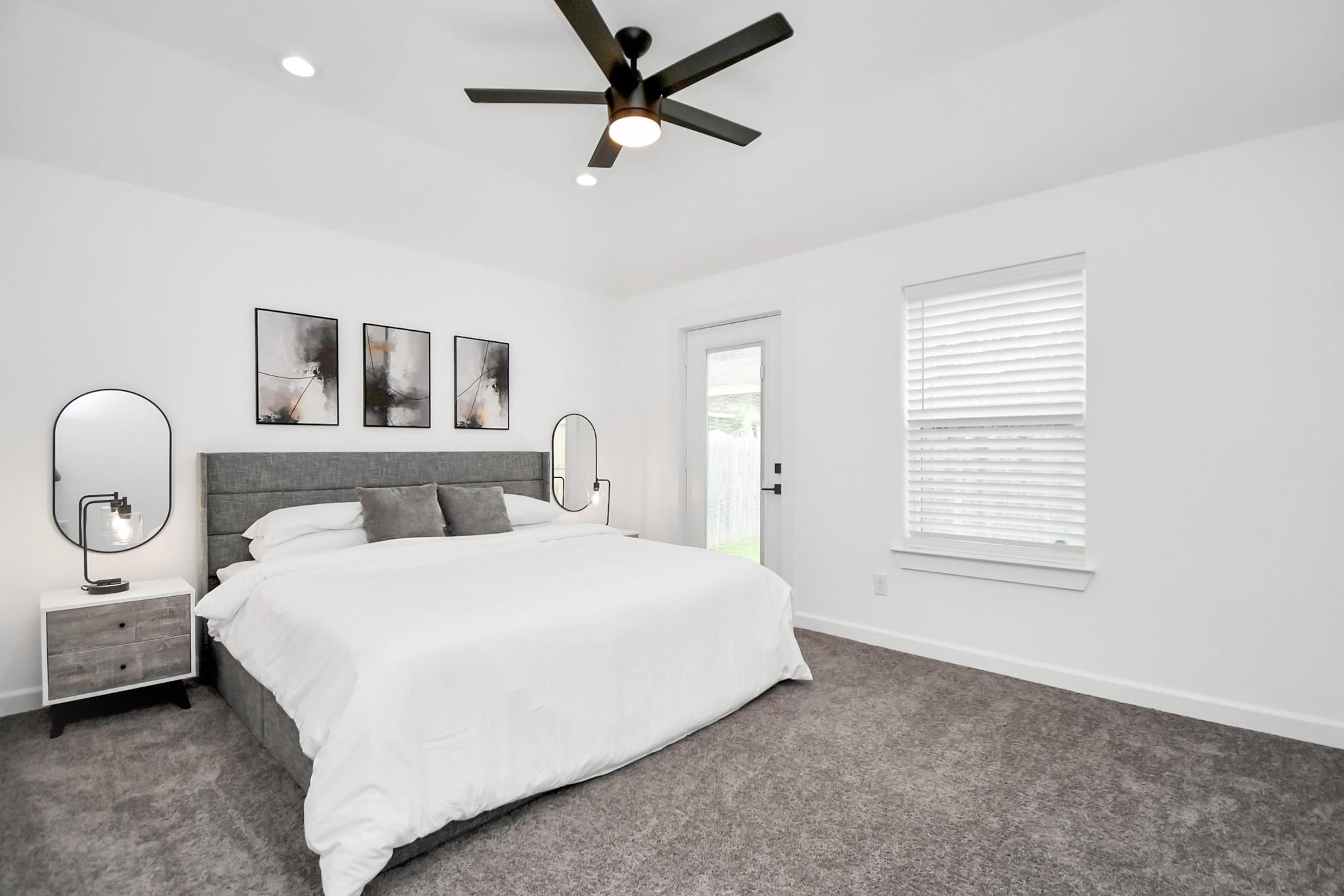 5125 Chennault Street Unit: A/B