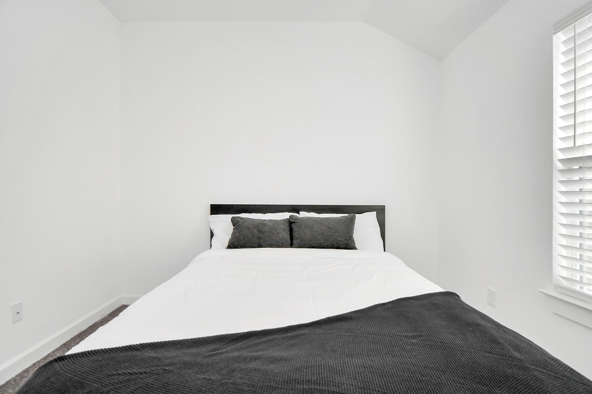 5125 Chennault Street Unit: A/B