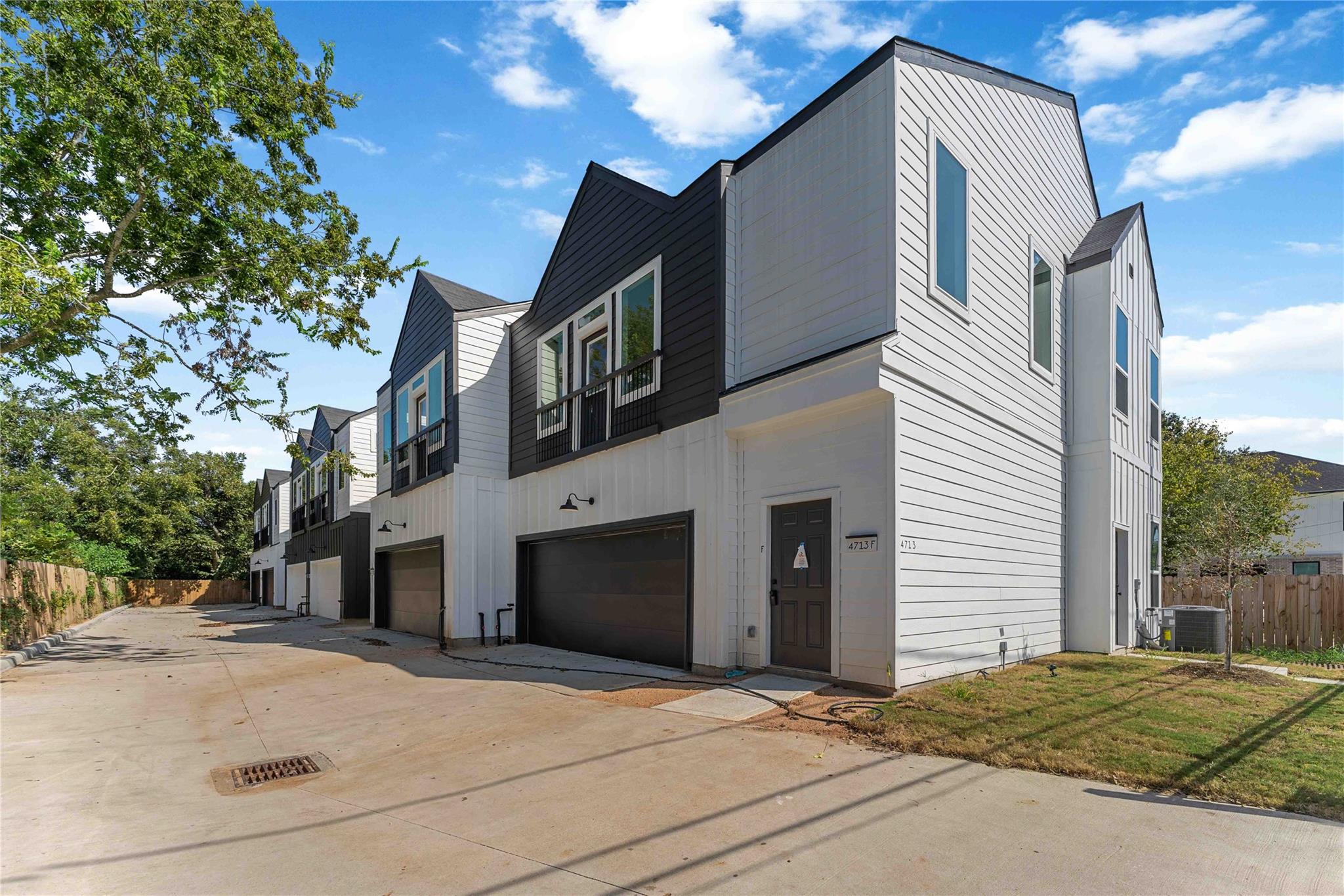 4713 Mallow Street Unit: E/F