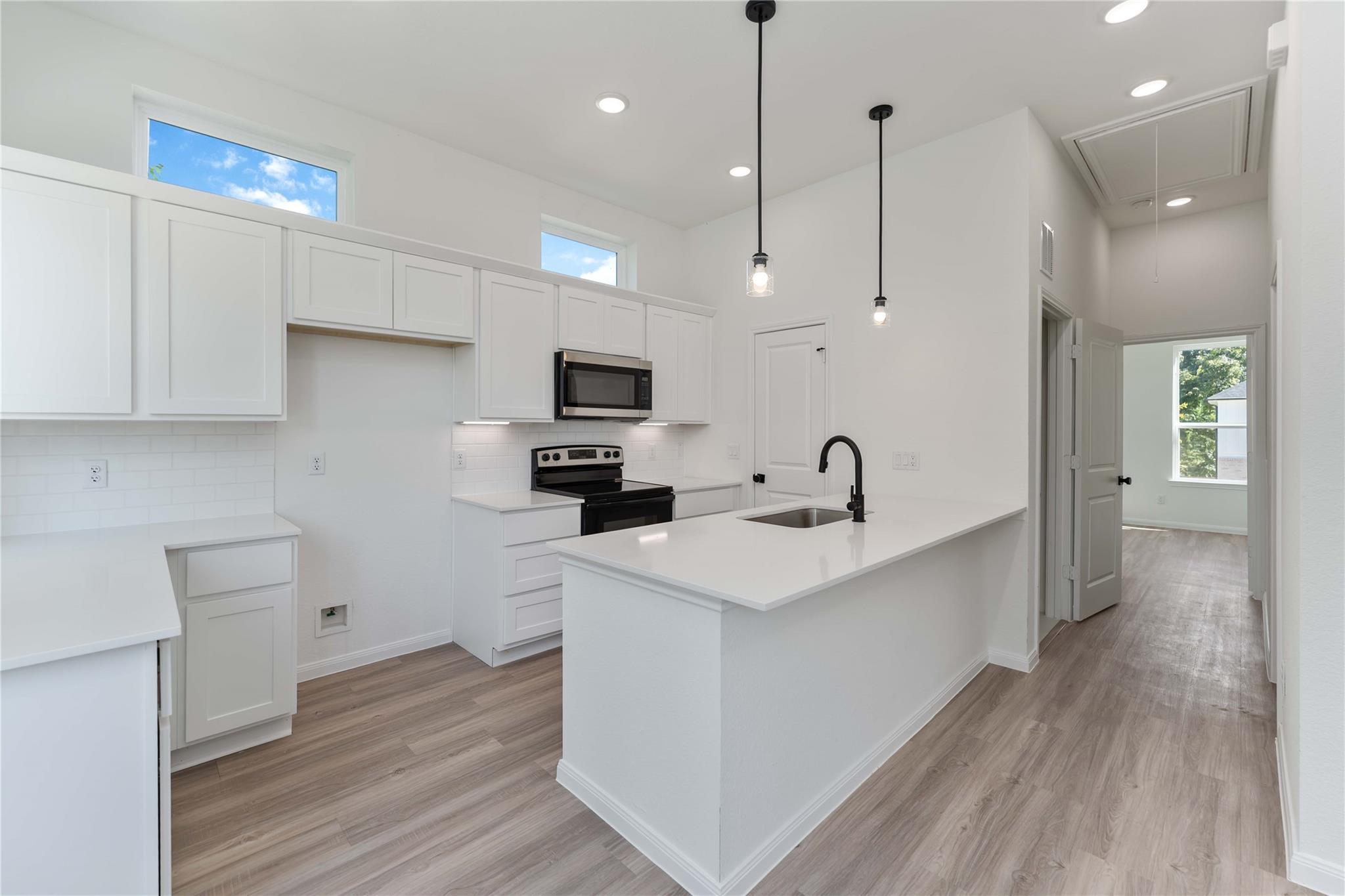 4713 Mallow Street Unit: E/F