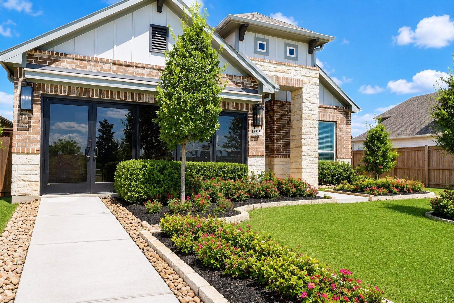 13215 Glacier View Lane
